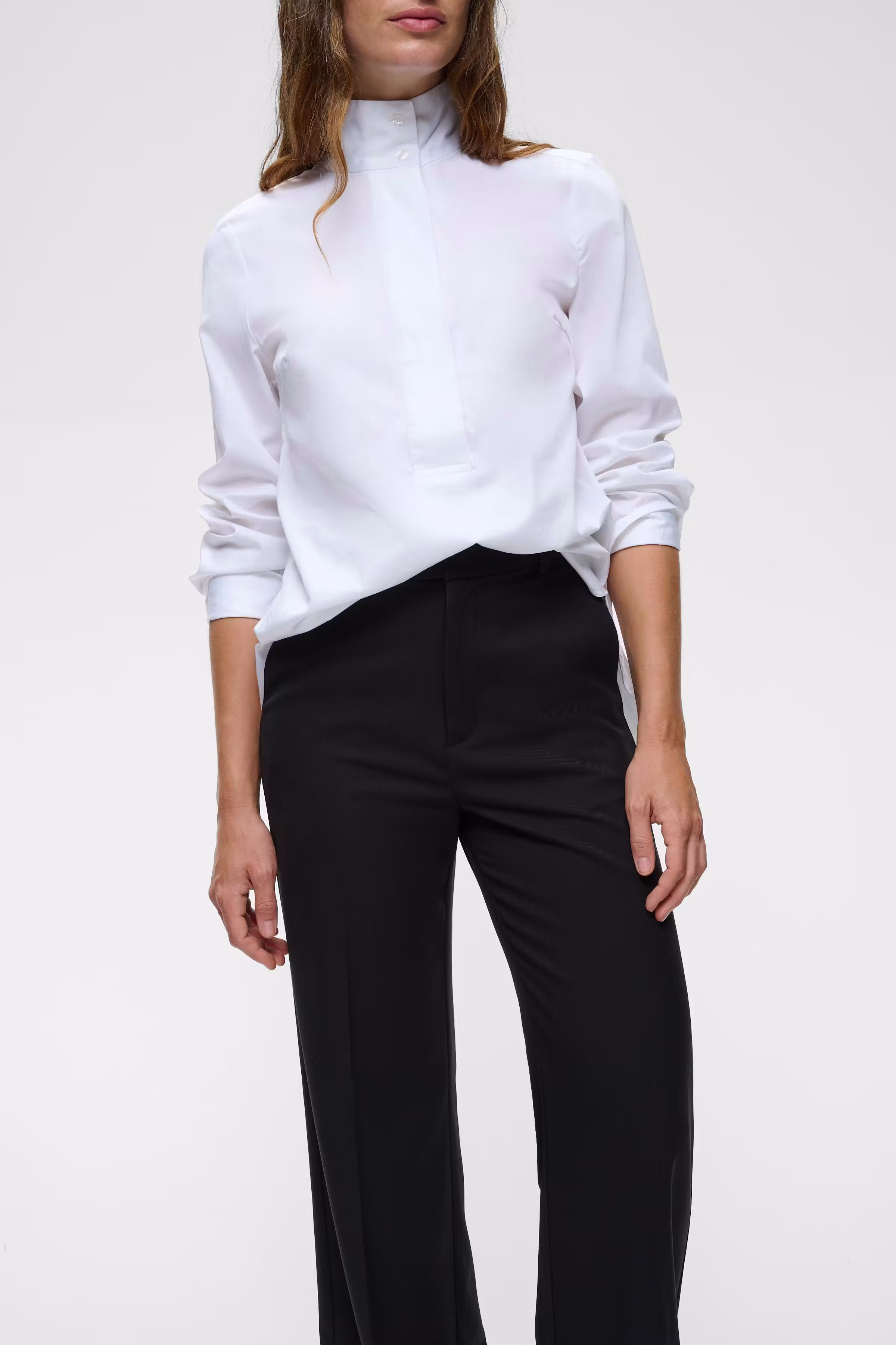 YuktaIW Trousers LOOKBOOK DETAIL 30111129-194008