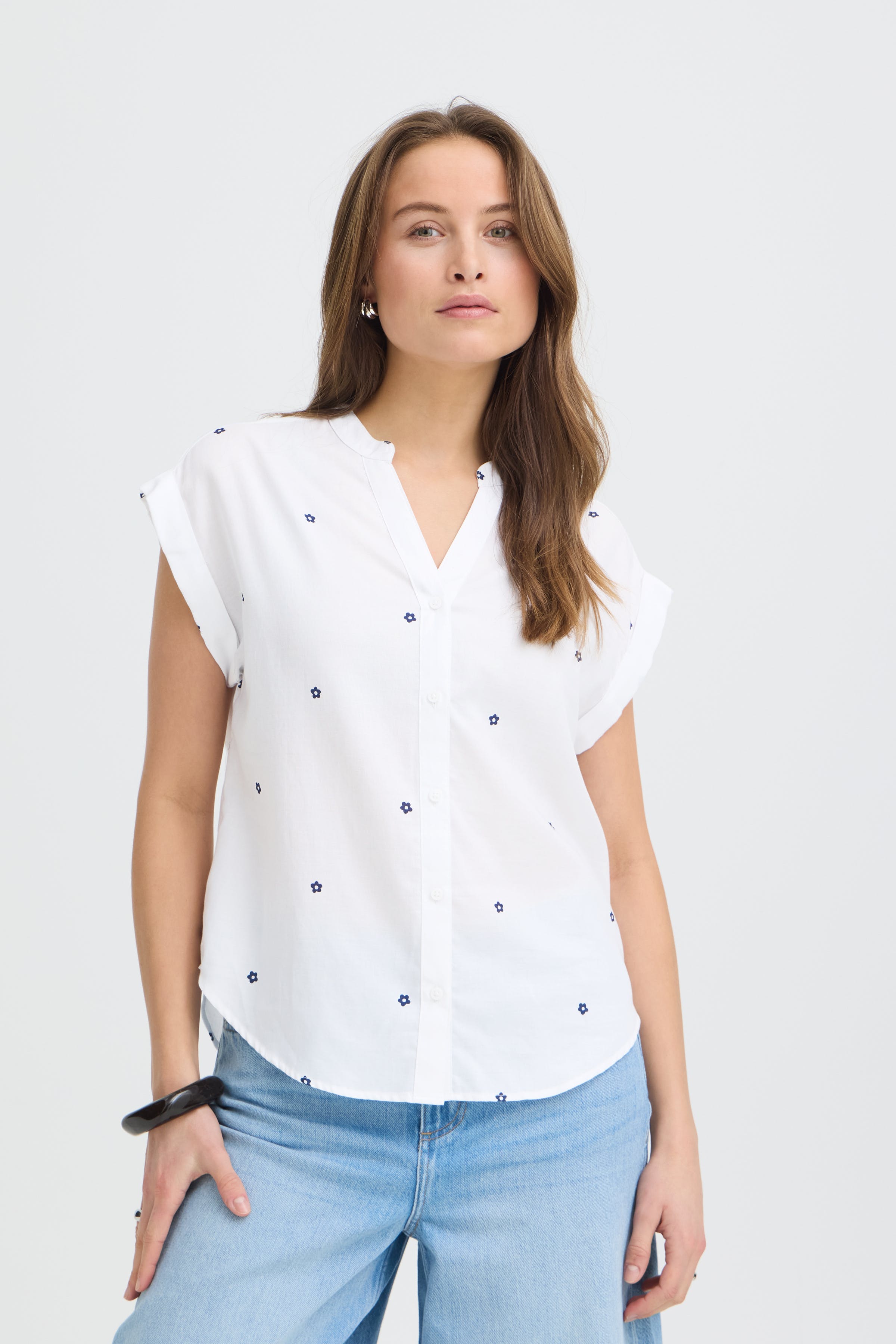 BYISILAS Skjorte LOOKBOOK FRONT 20818976-900008394