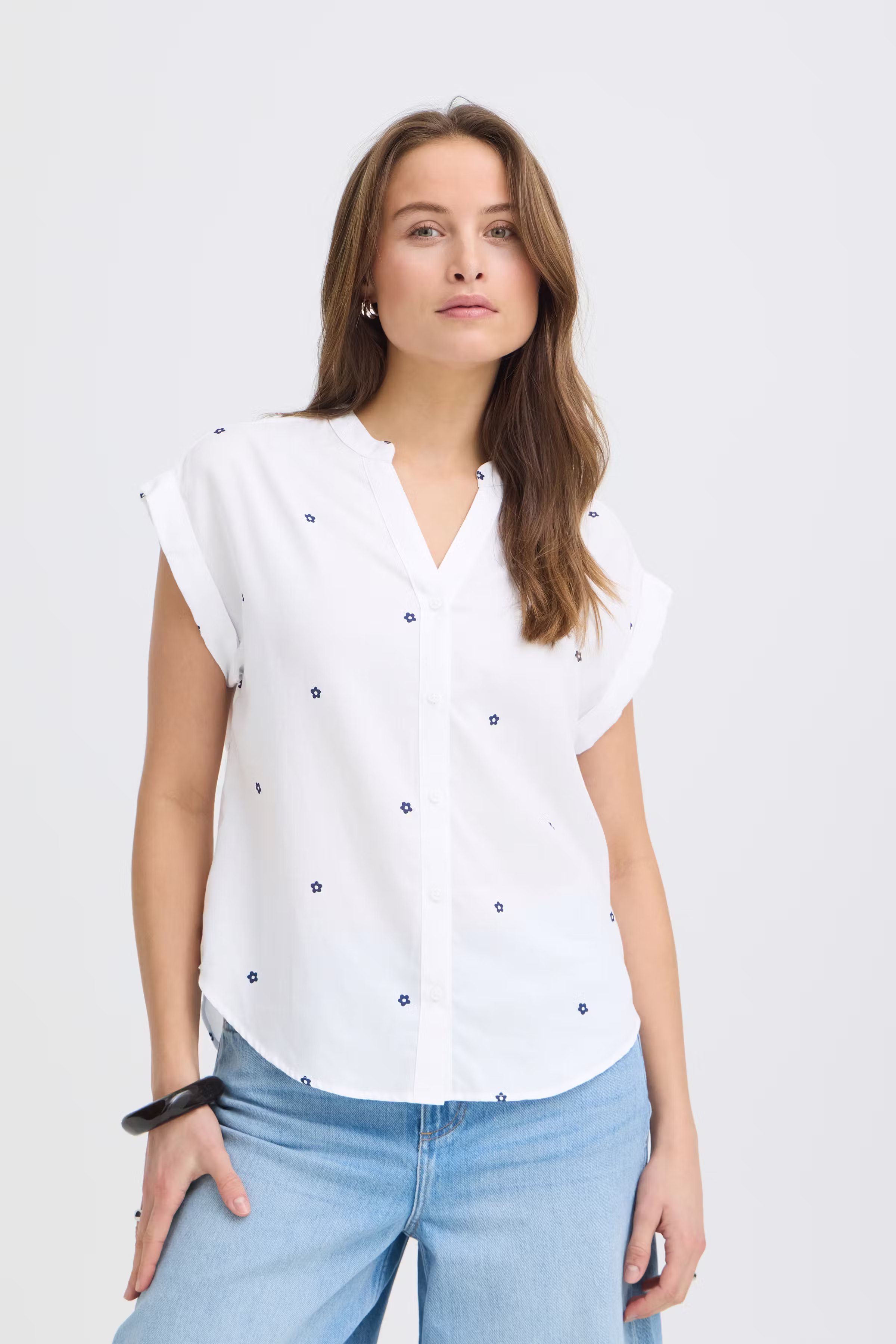 BYISILAS Skjorte LOOKBOOK FRONT 20818976-900008394