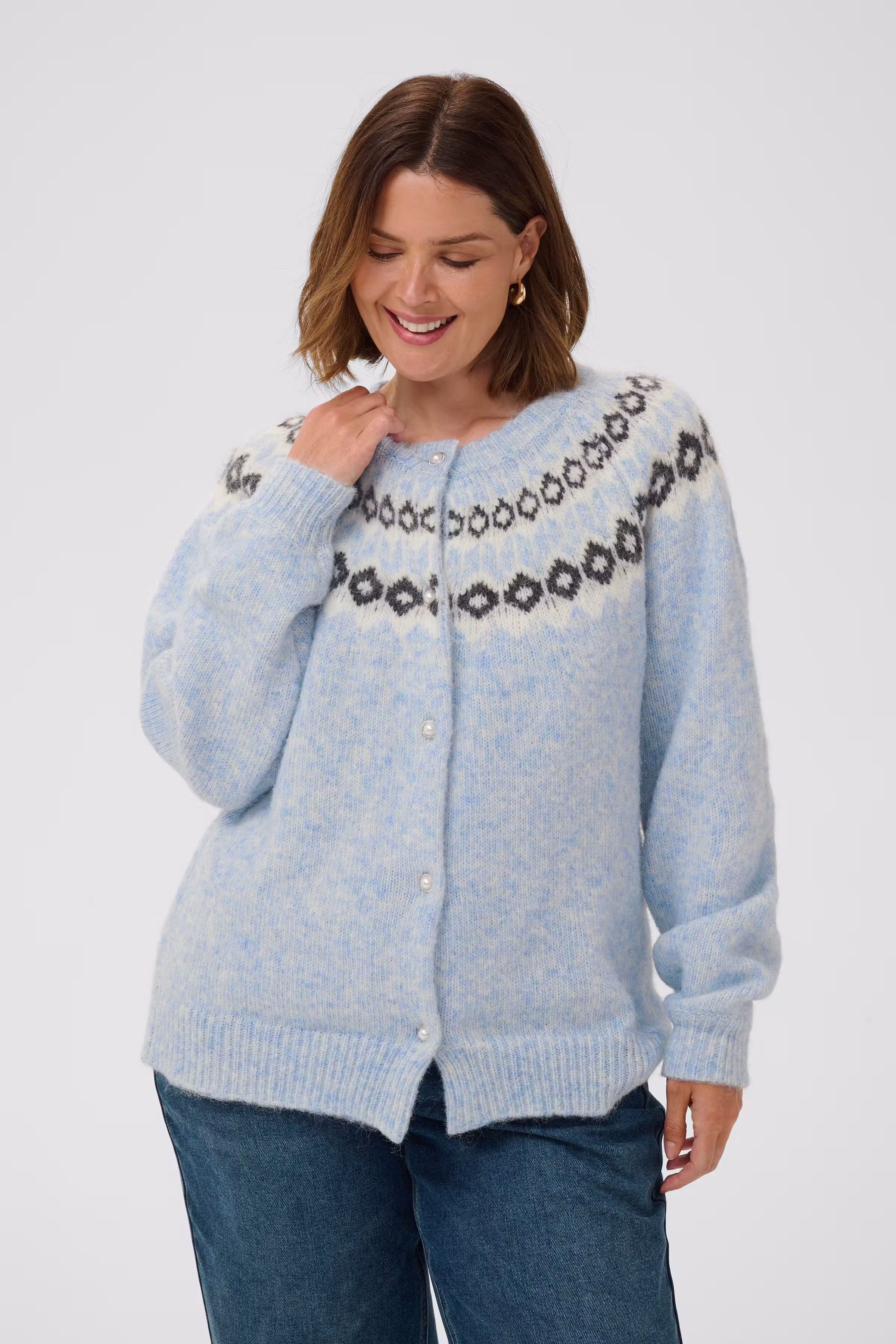 KCbettany Cardigan LOOKBOOK FRONT 10584429-110066