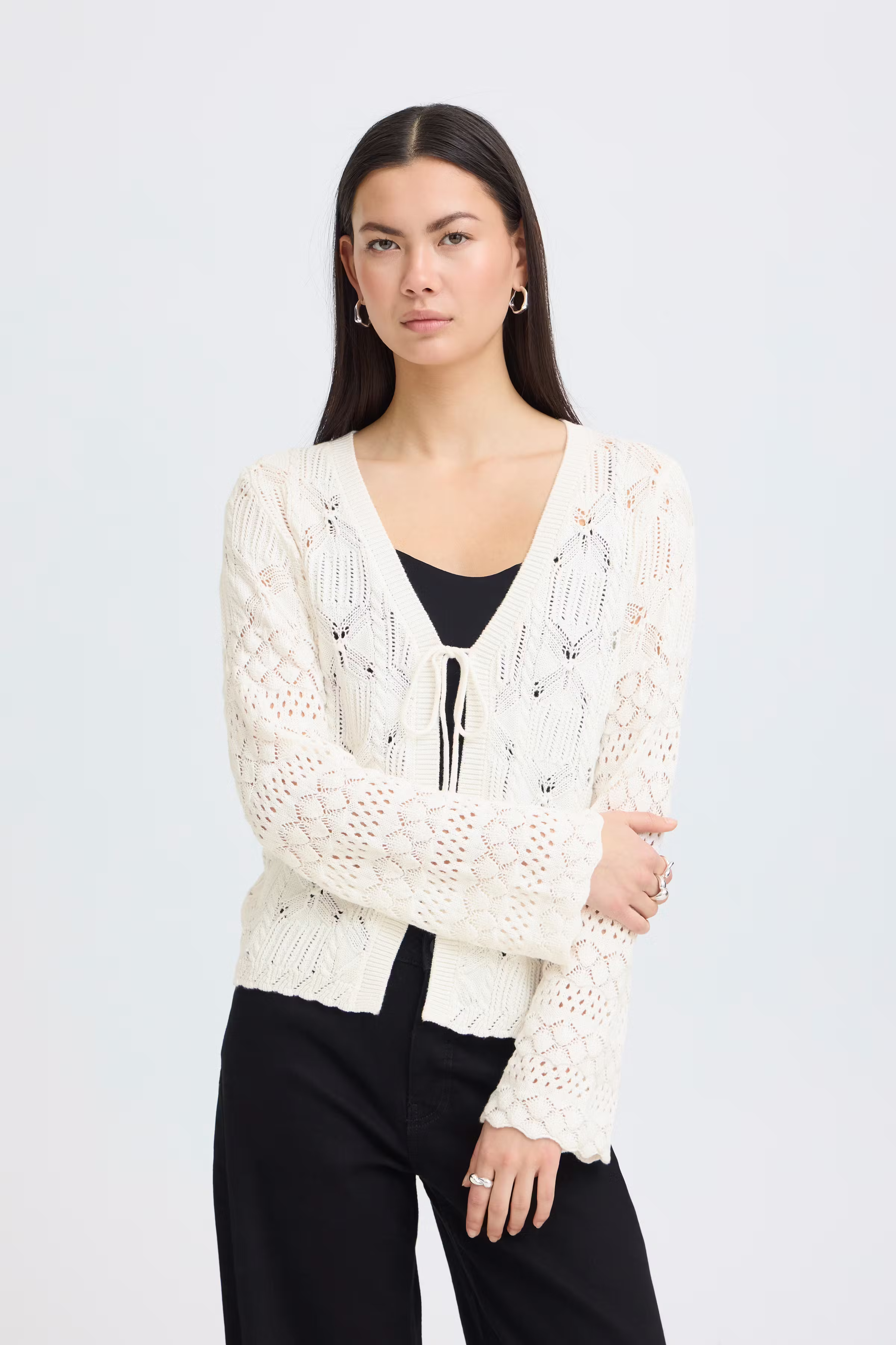 IHLALUHA Cardigan LOOKBOOK FRONT 20125470-130905