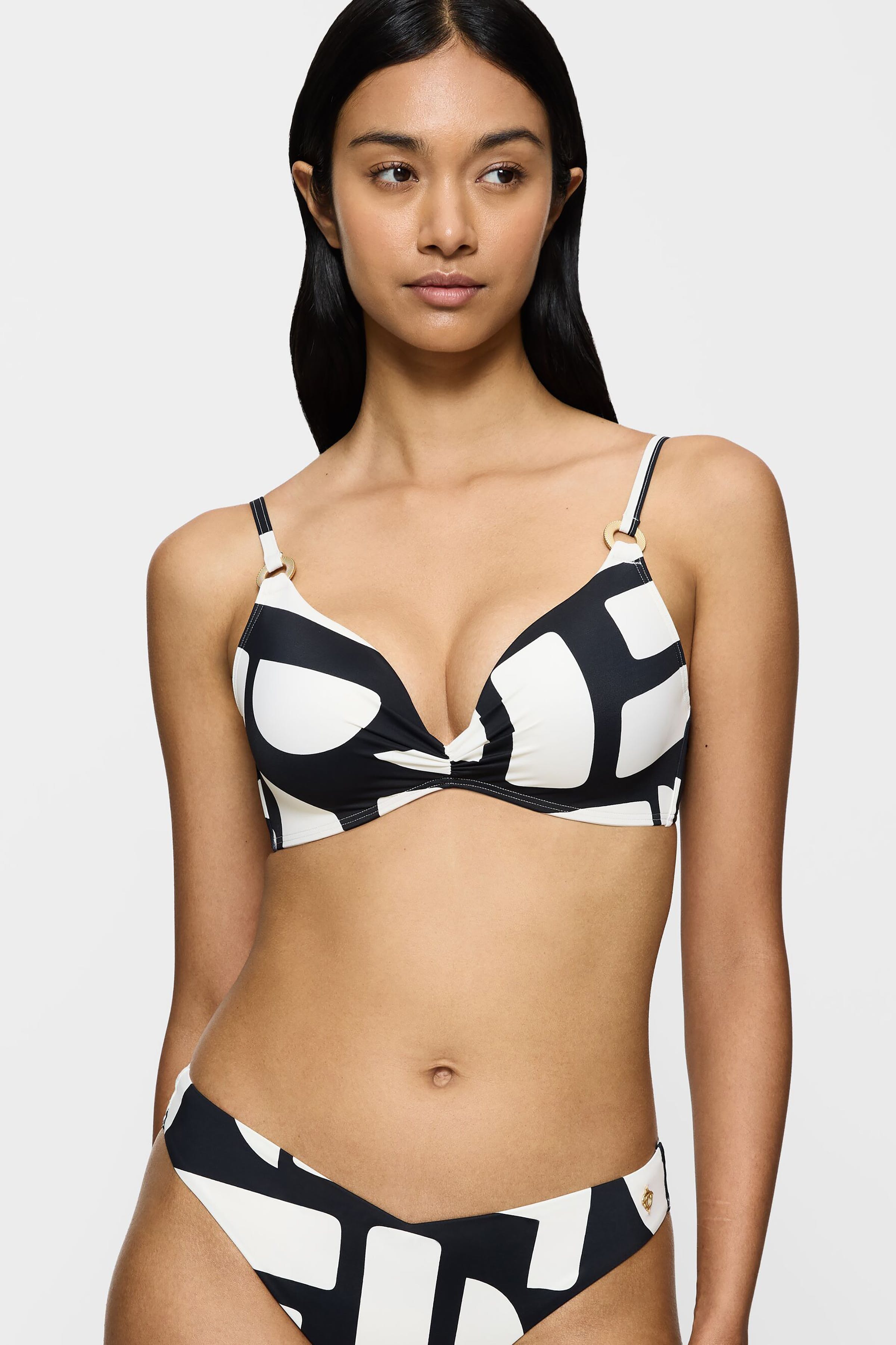 SummerAllure Bikinioberteil LOOKBOOK FRONT 40500295-TM016