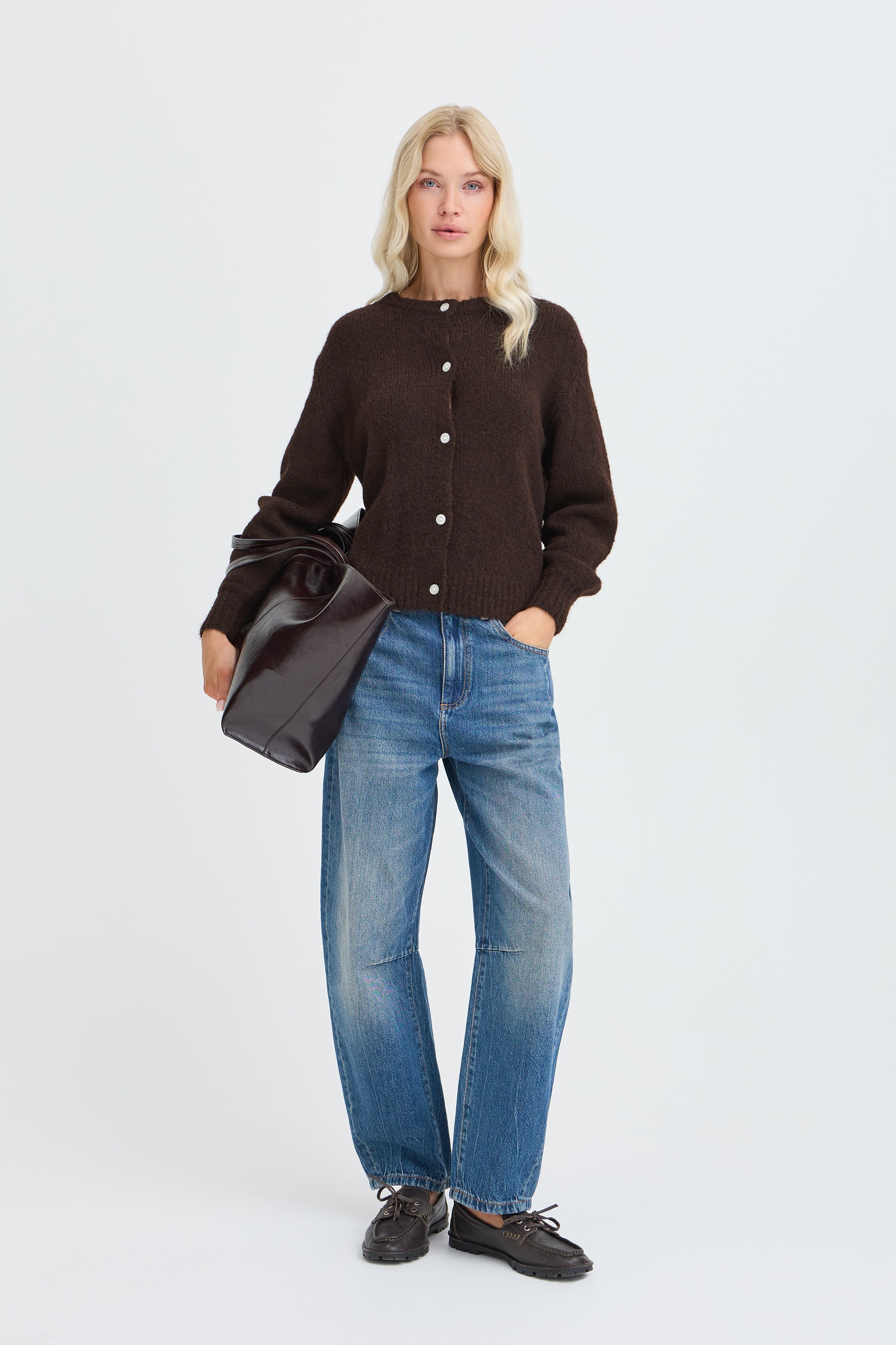 BYOTIA Cardigan LOOKBOOK FRONT 20819108-191016