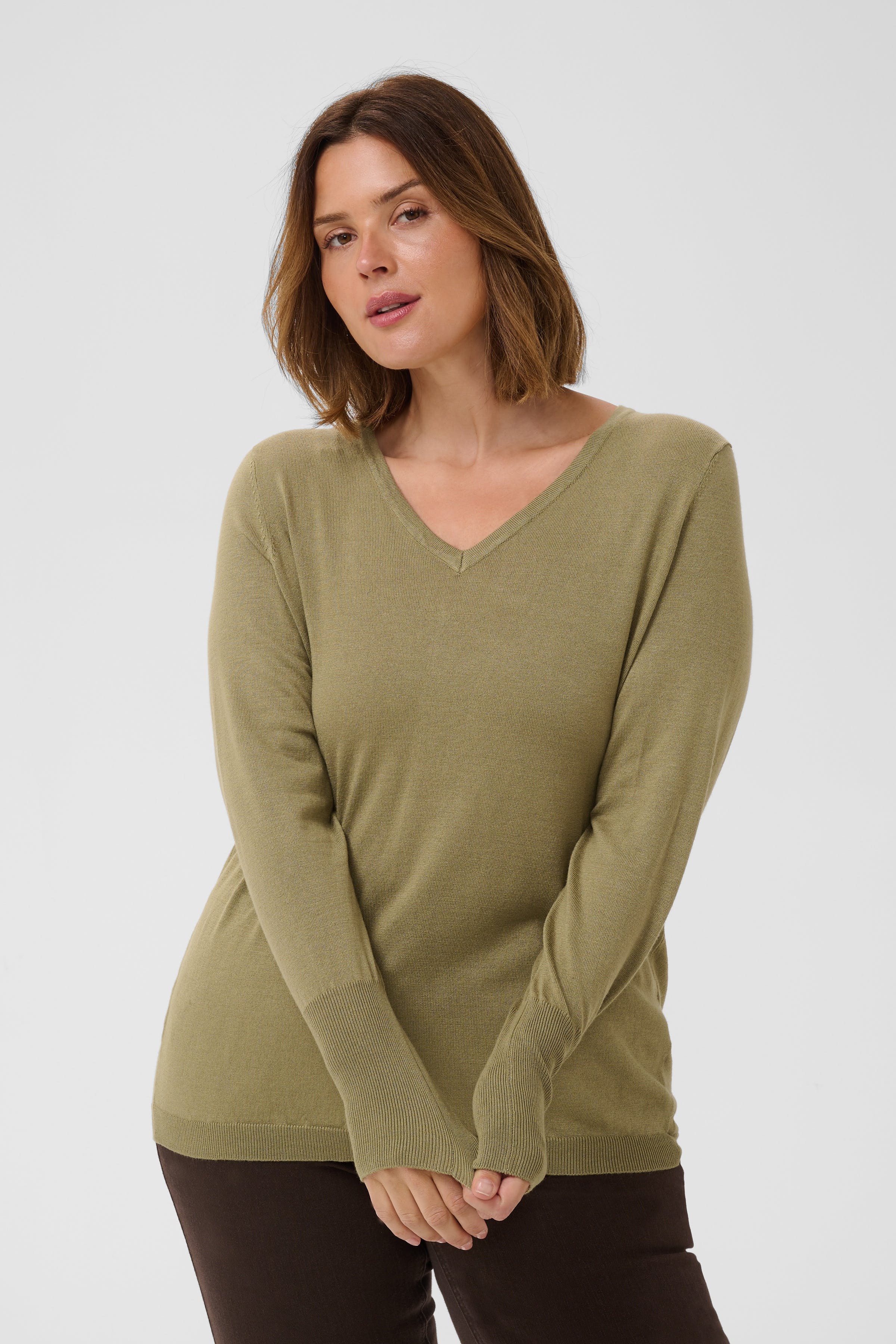 KClizzy Pullover LOOKBOOK FRONT 10584452-170620