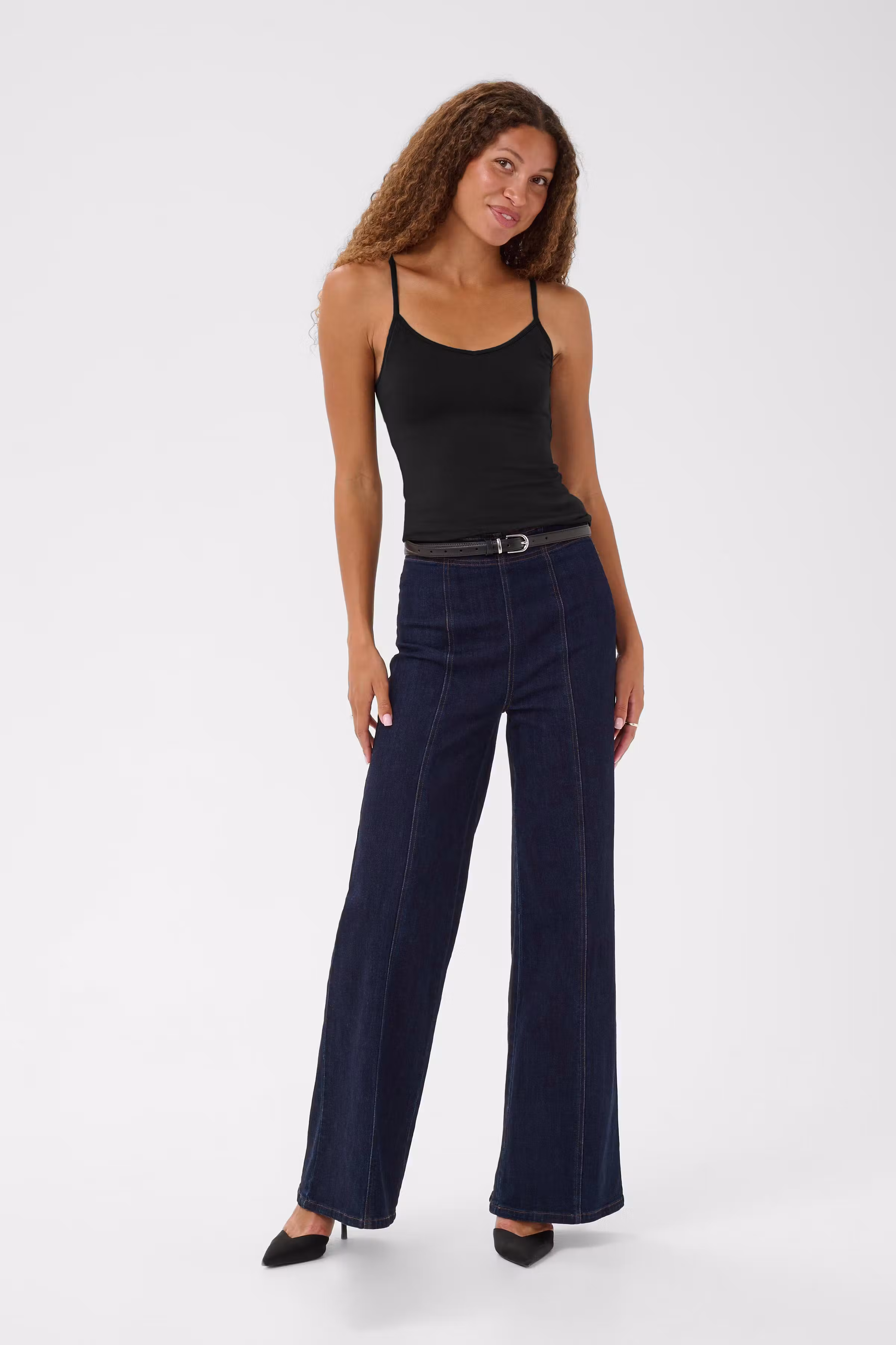 ViggaSZ Top LOOKBOOK FRONT 30515506-193911