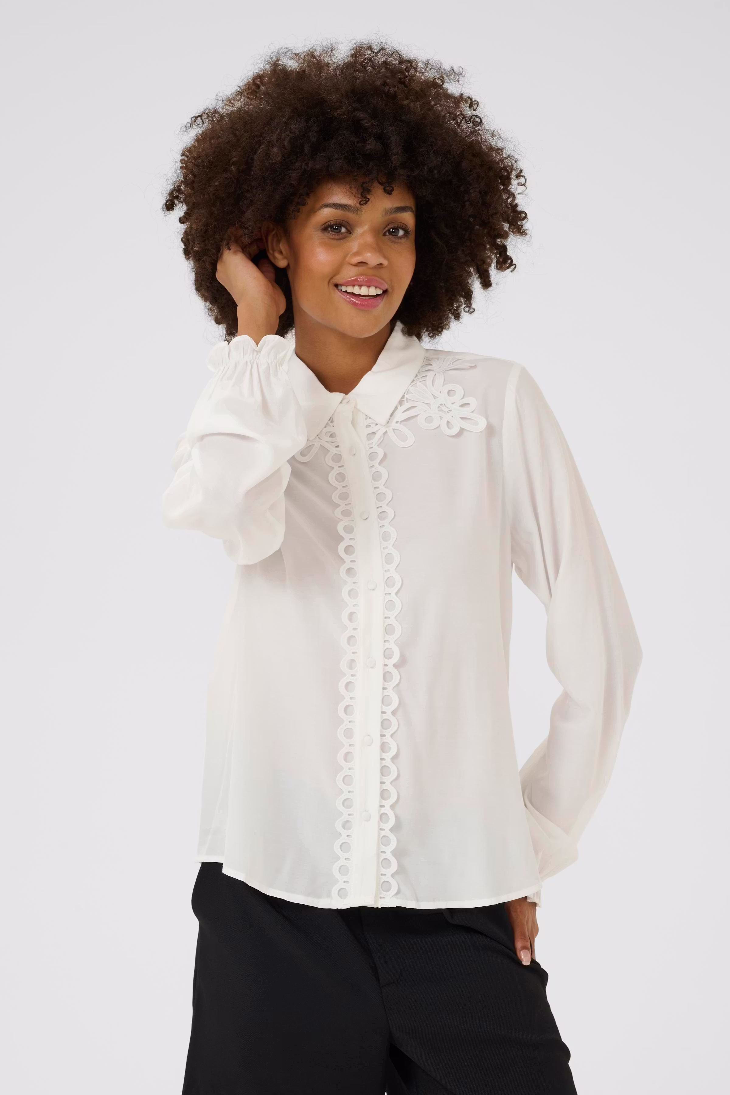 CUamanda Skjorte LOOKBOOK FRONT 50112356-500013