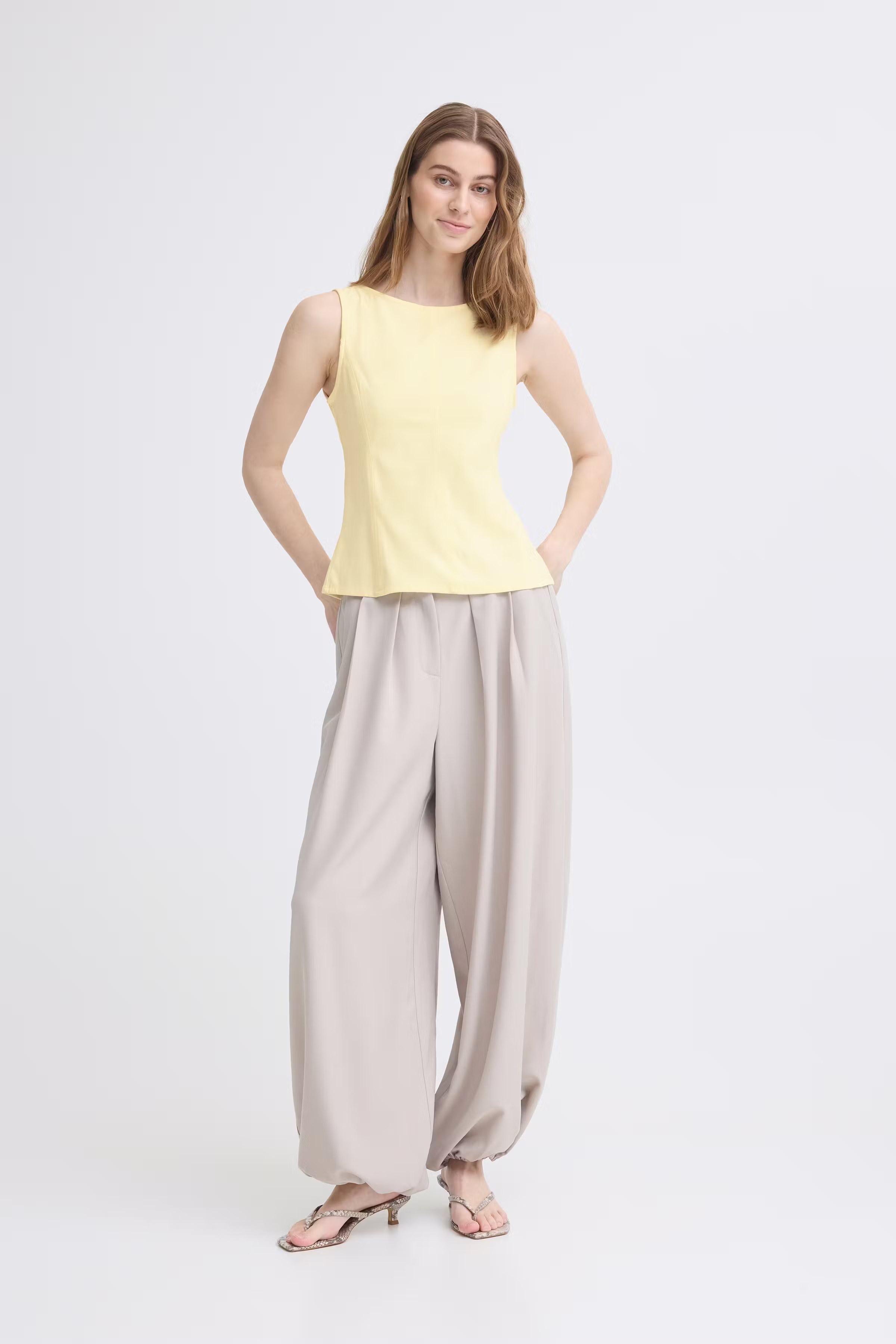 IHKATE Top LOOKBOOK FRONT 20125796-120713