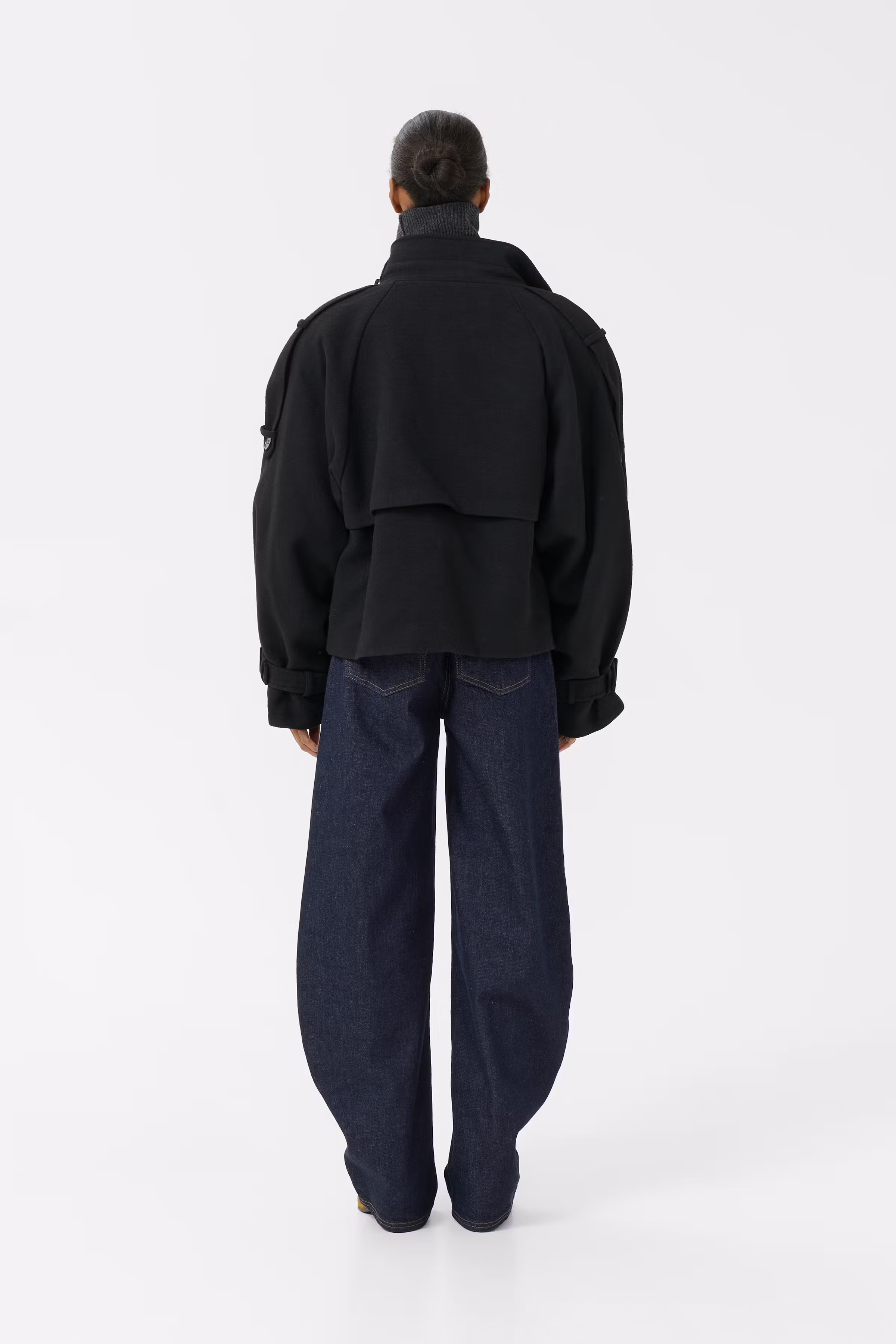 GZavic Jacket LOOKBOOK BACK 10910324-100017