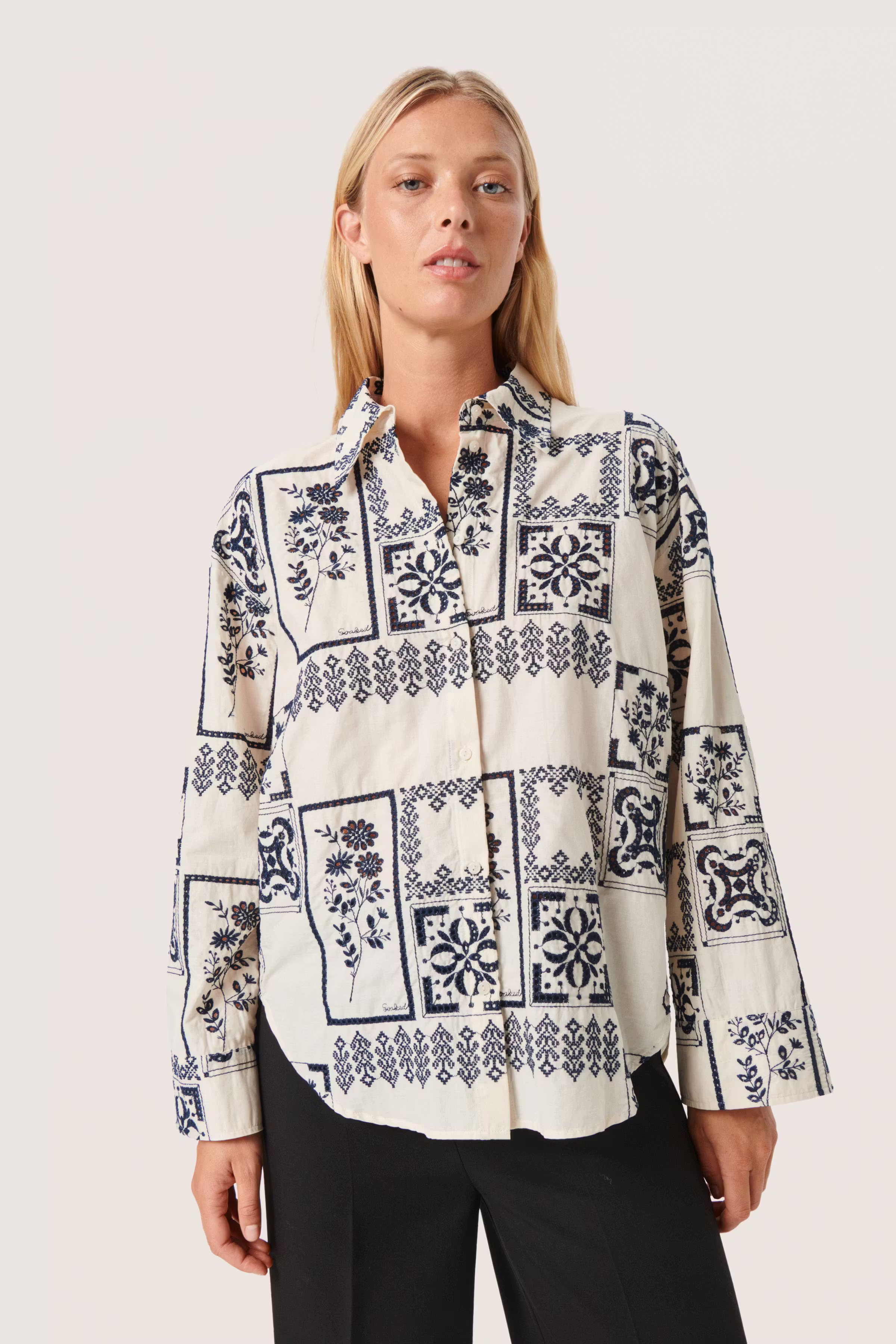 SLReesha Hemd LOOKBOOK FRONT 30407202-110701