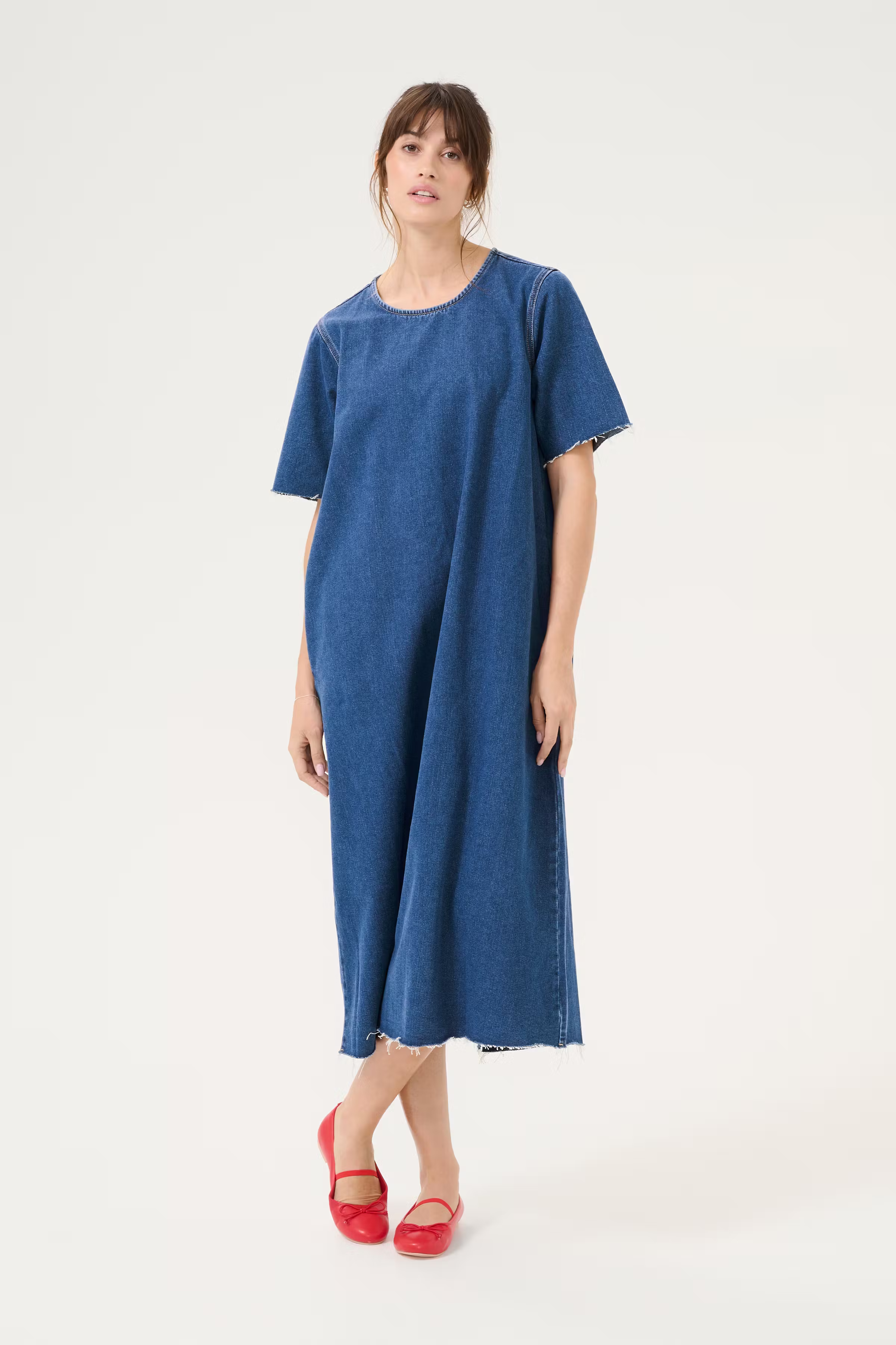 CUevea Kjole LOOKBOOK FRONT 50111377-500028