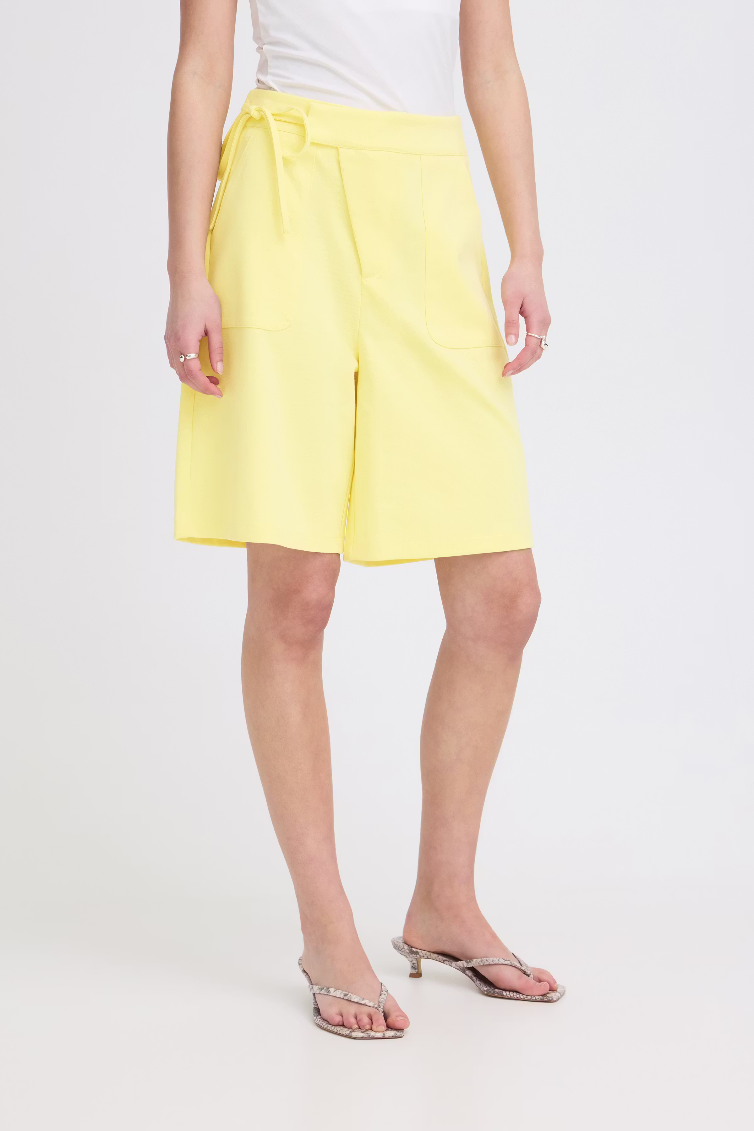 IHKATE Bermuda LOOKBOOK FRONT 20126026-120720