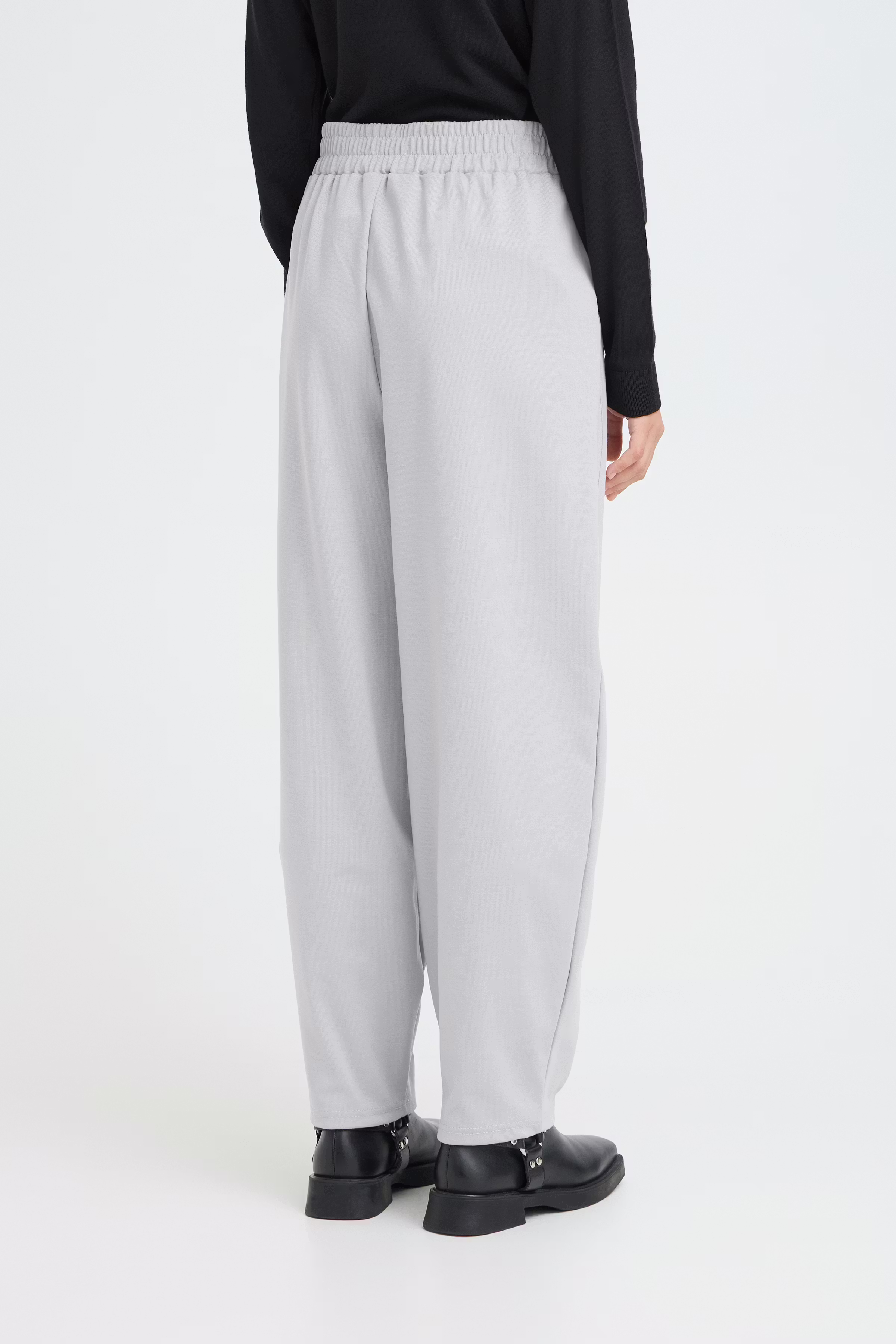 IXKATE BARREL  Bukser LOOKBOOK BACK 20123727-163916