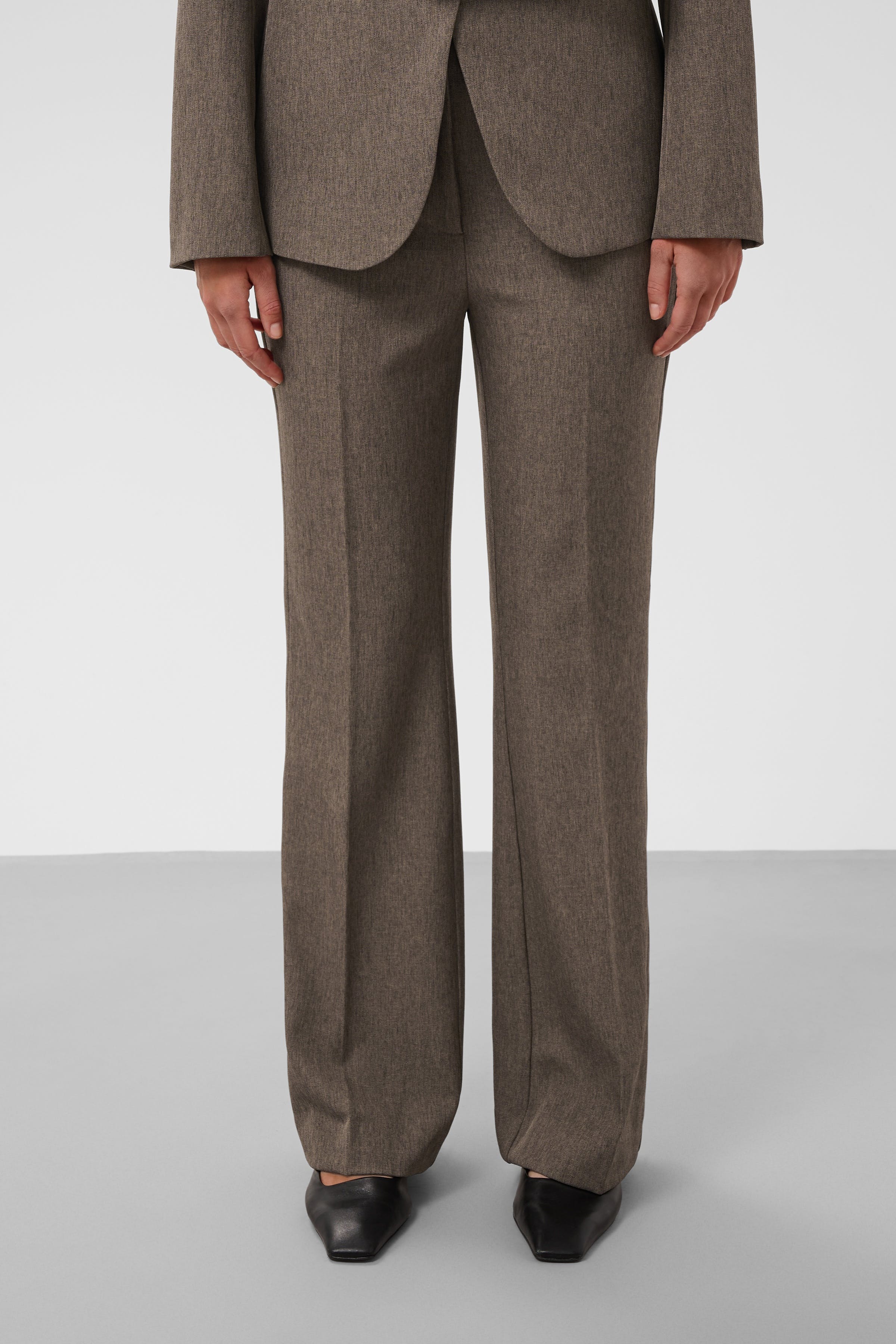 SLLilu Trousers LOOKBOOK FRONT 30409268-1811121