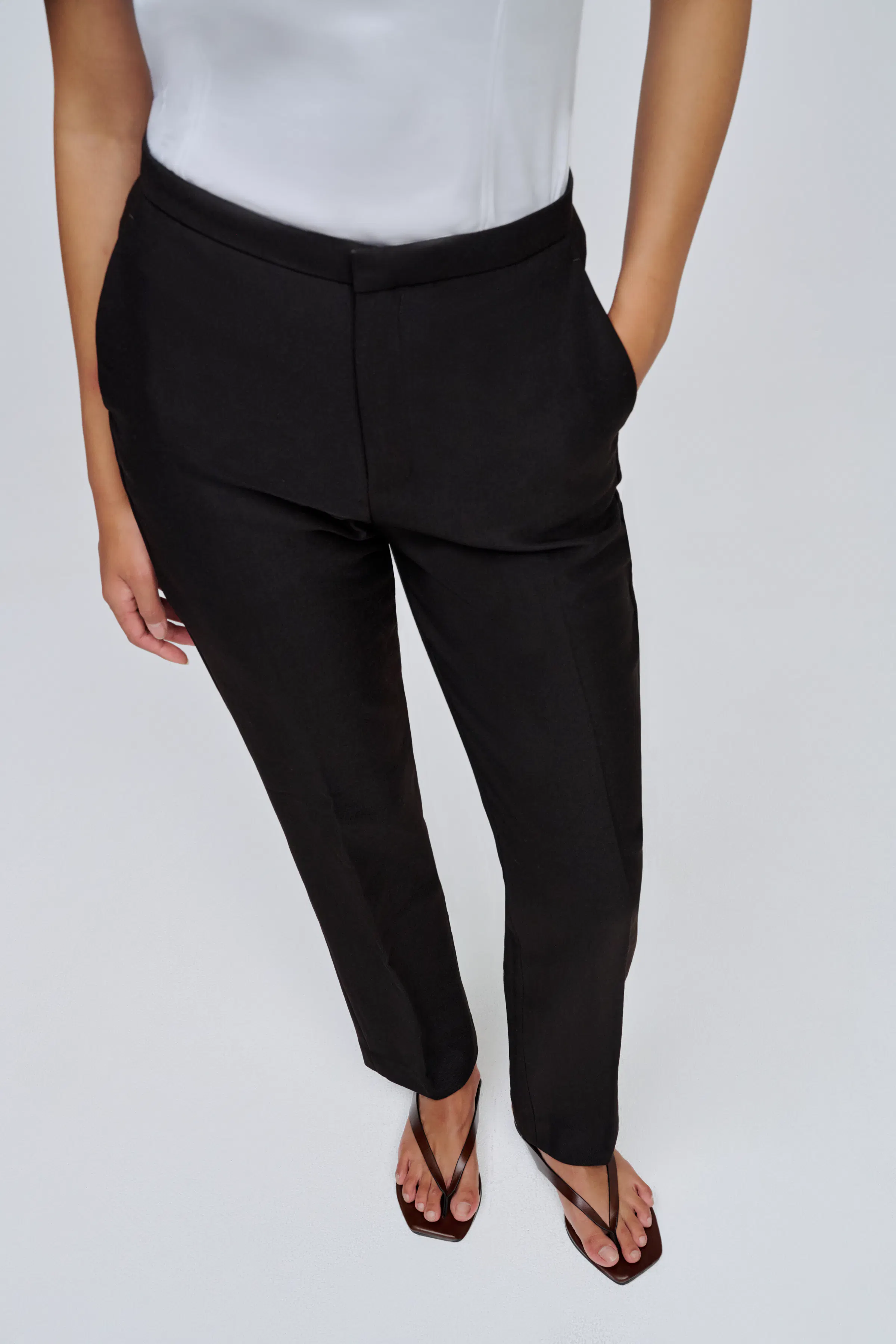 IOParis Trousers LOOKBOOK FRONT 30600132-BR291