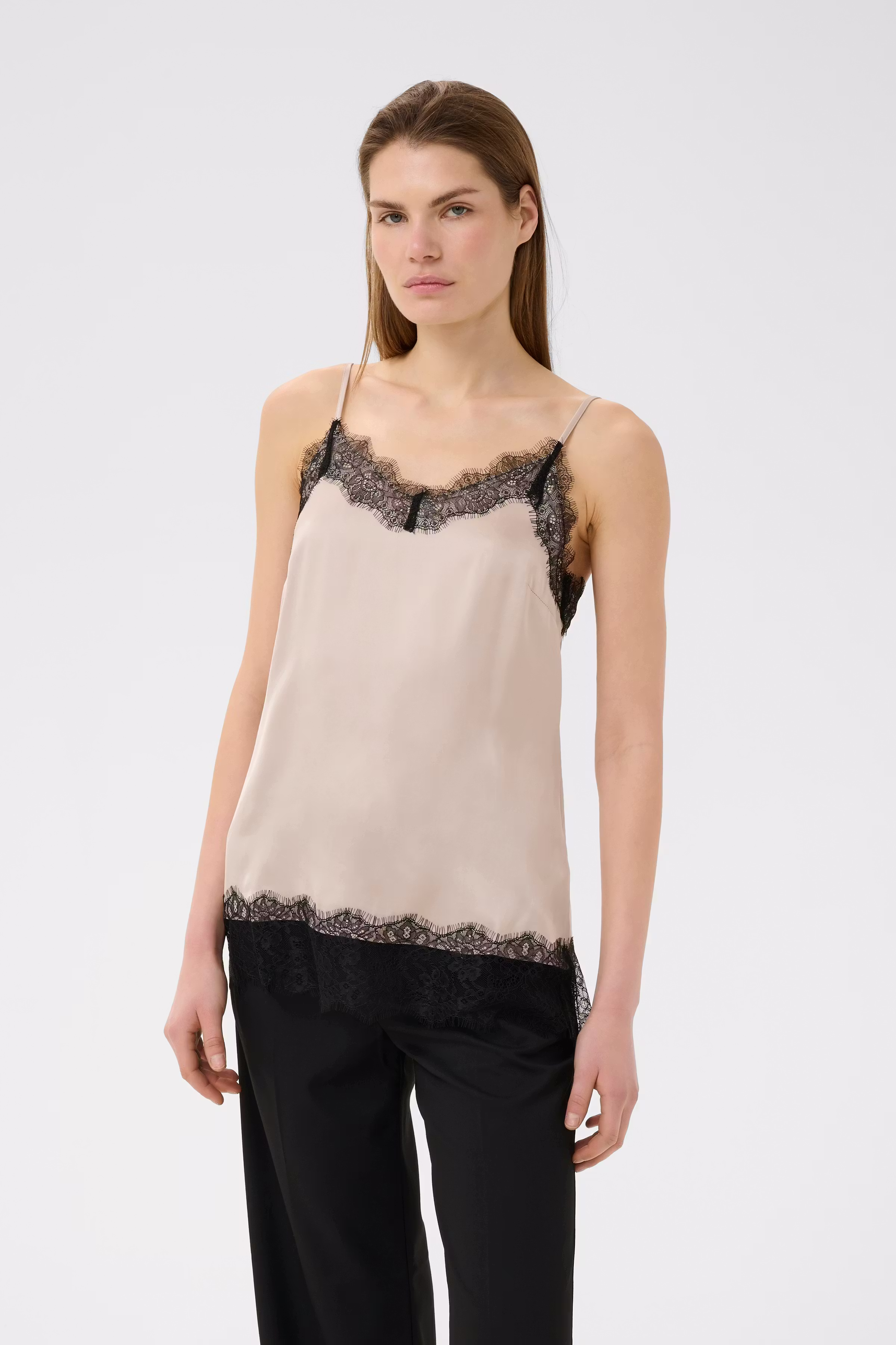 BallaIW Top LOOKBOOK FRONT 30111275-303115