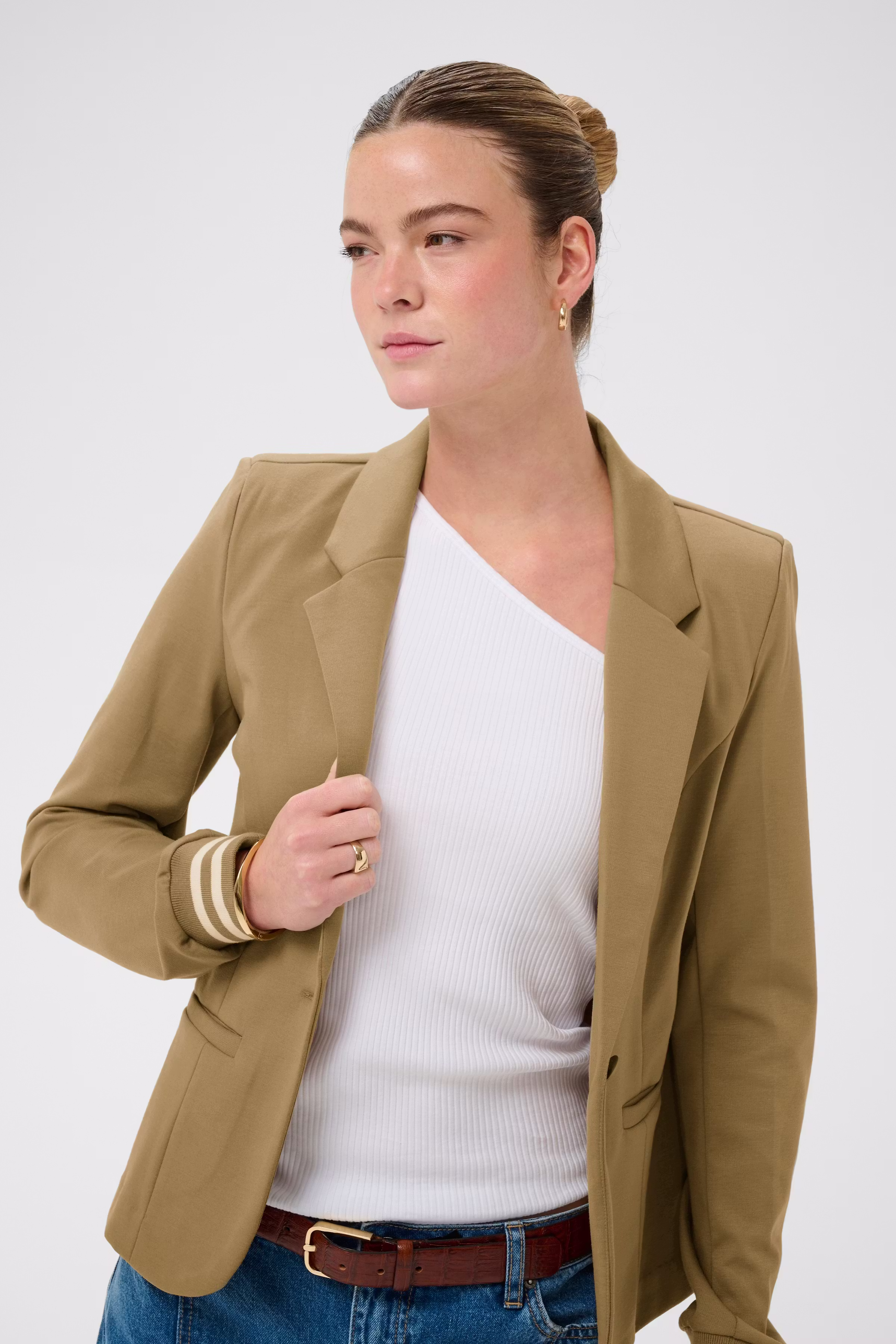 Kinnie Blazer LOOKBOOK DETAIL 10550800-109190