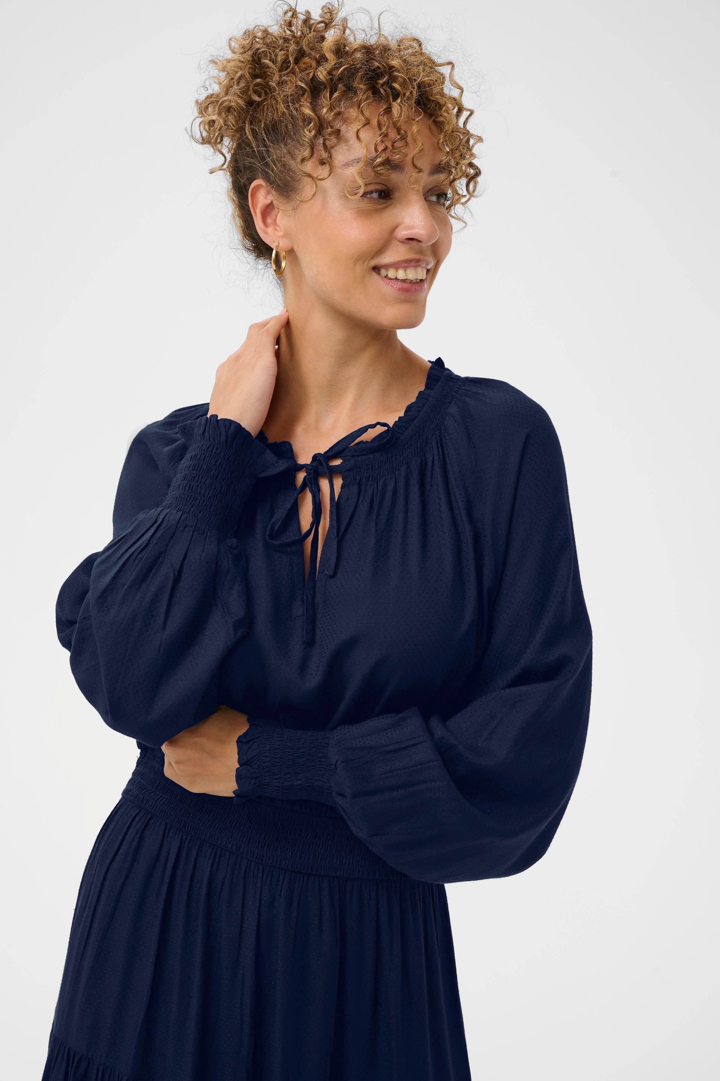 CRLaci Kleid LOOKBOOK DETAIL 10615103-193937