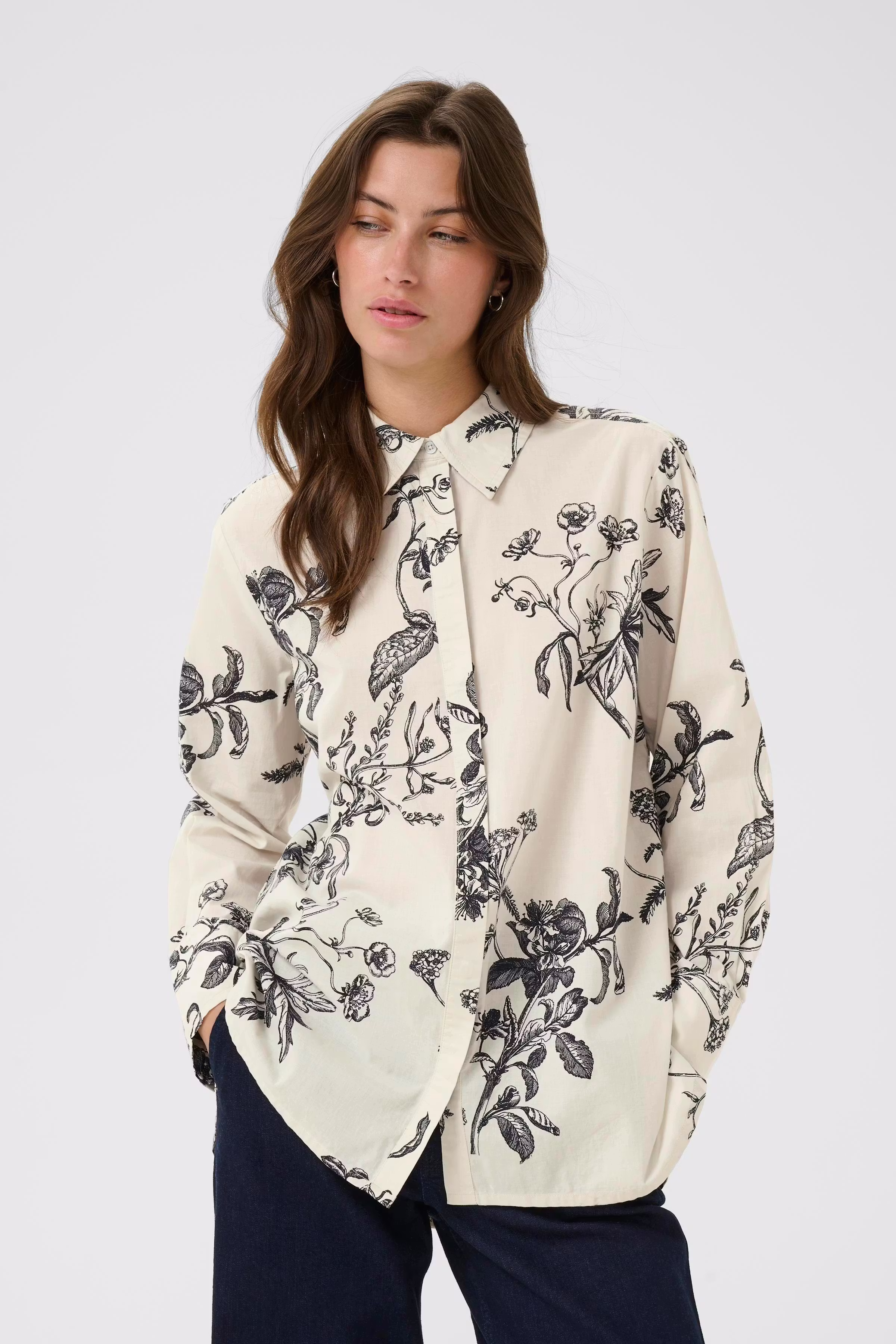 SvejaPW Skjorta LOOKBOOK FRONT 30310113-304359