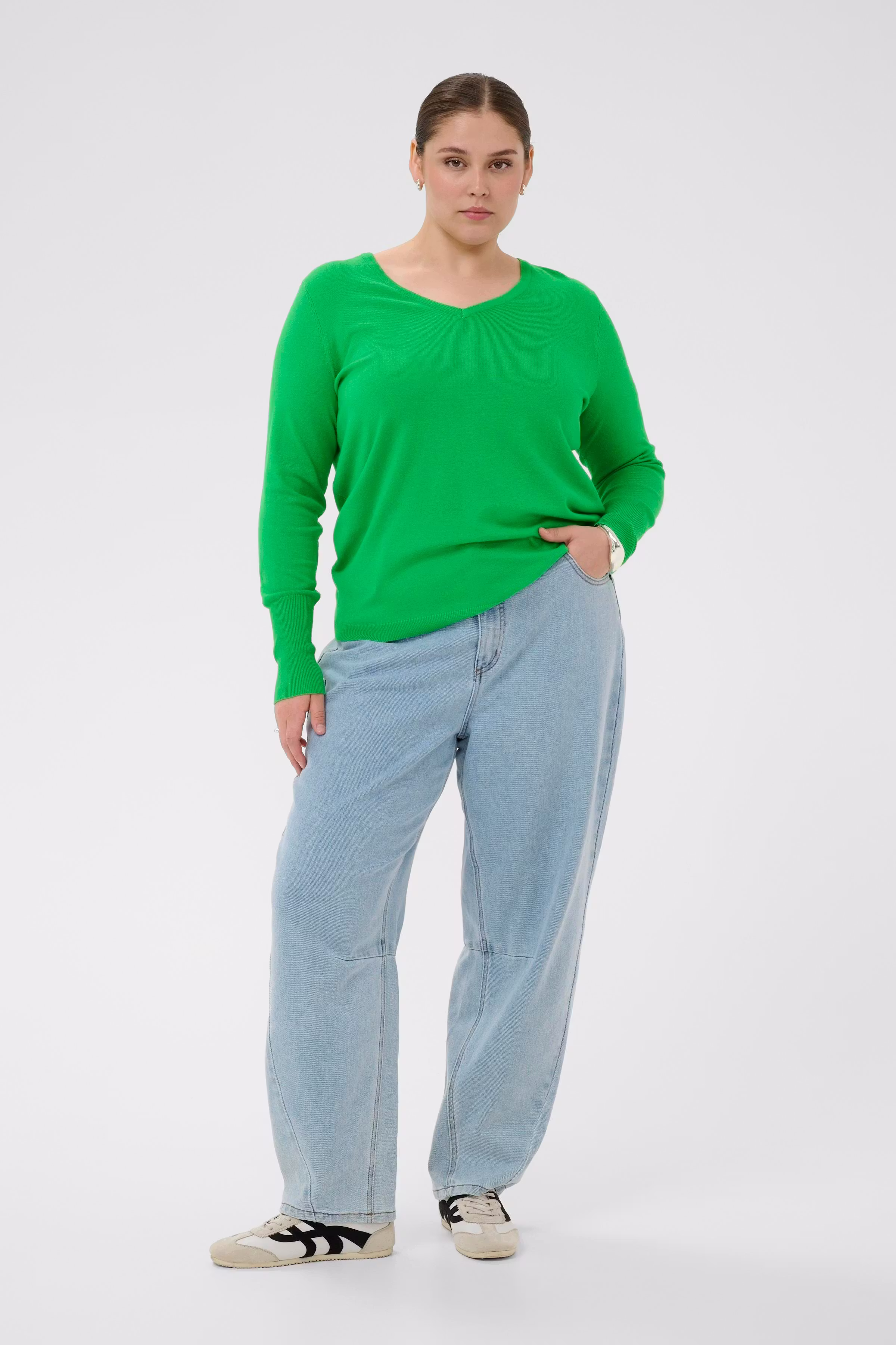 KClizzy Pullover LOOKBOOK FRONT 10584065-155534