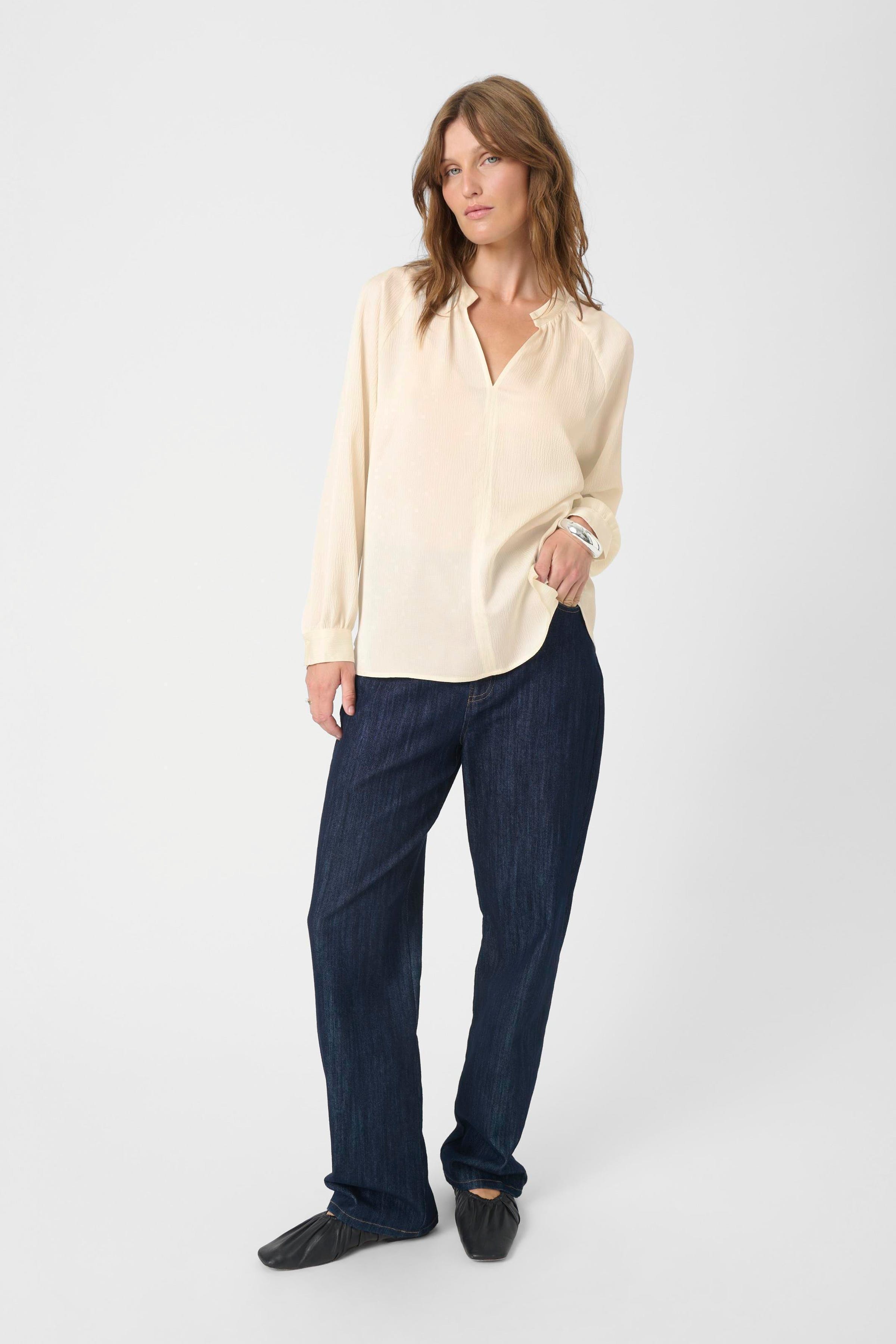 SLIoana Blus LOOKBOOK FRONT 30407197-110701