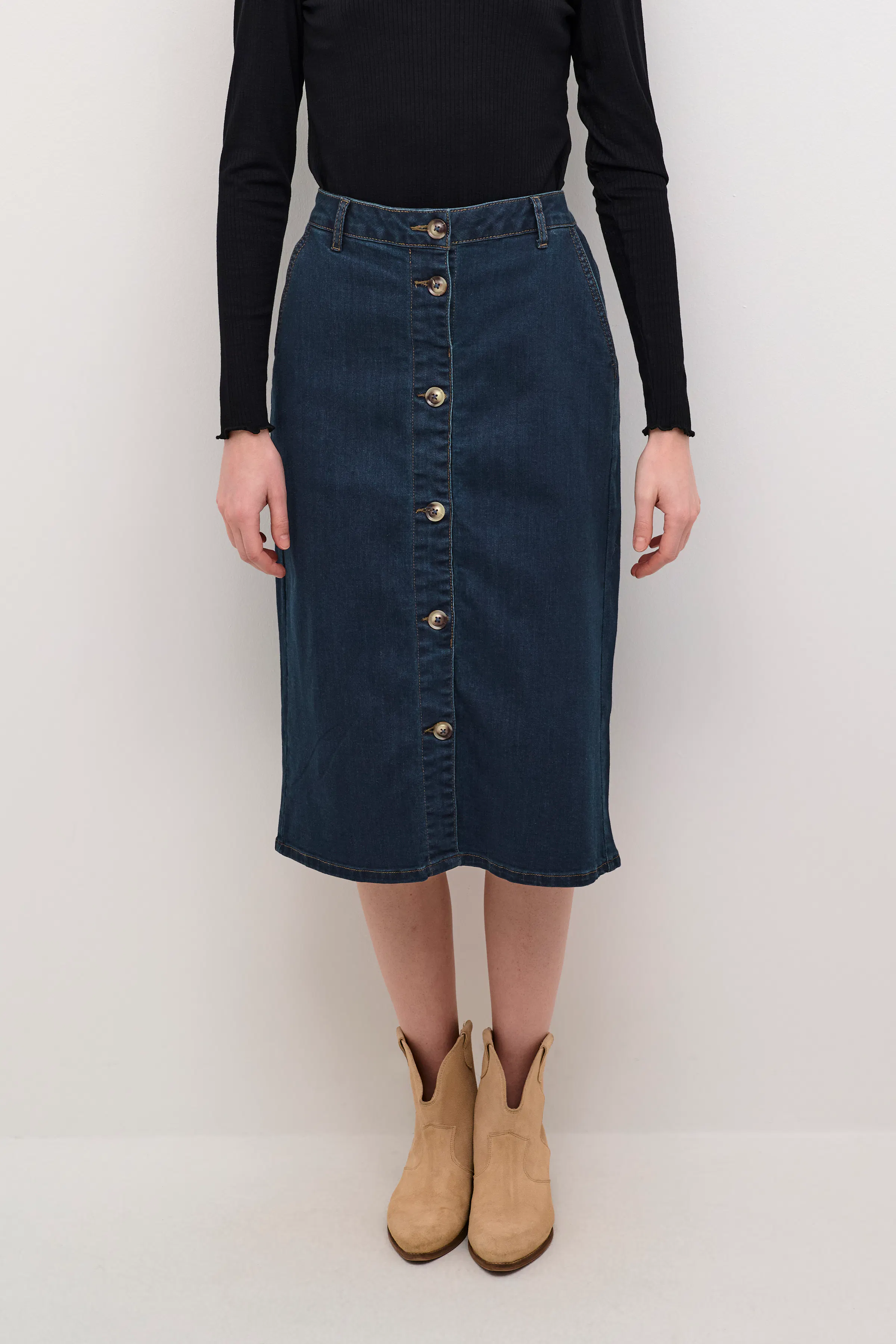 CRVisti Skirt LOOKBOOK FRONT 10612724-104551