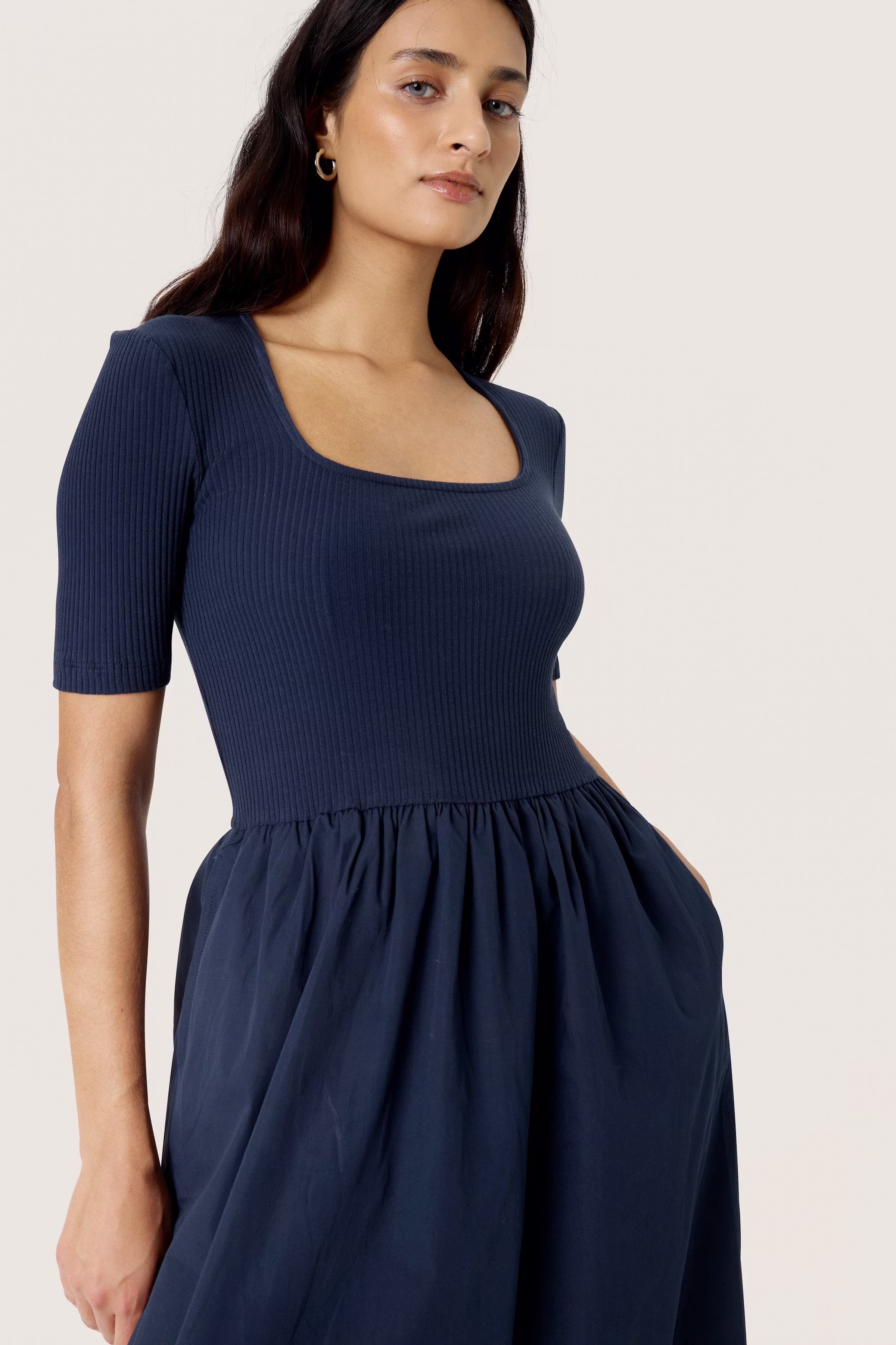 SLSimone Dress LOOKBOOK DETAIL 30408550-193924