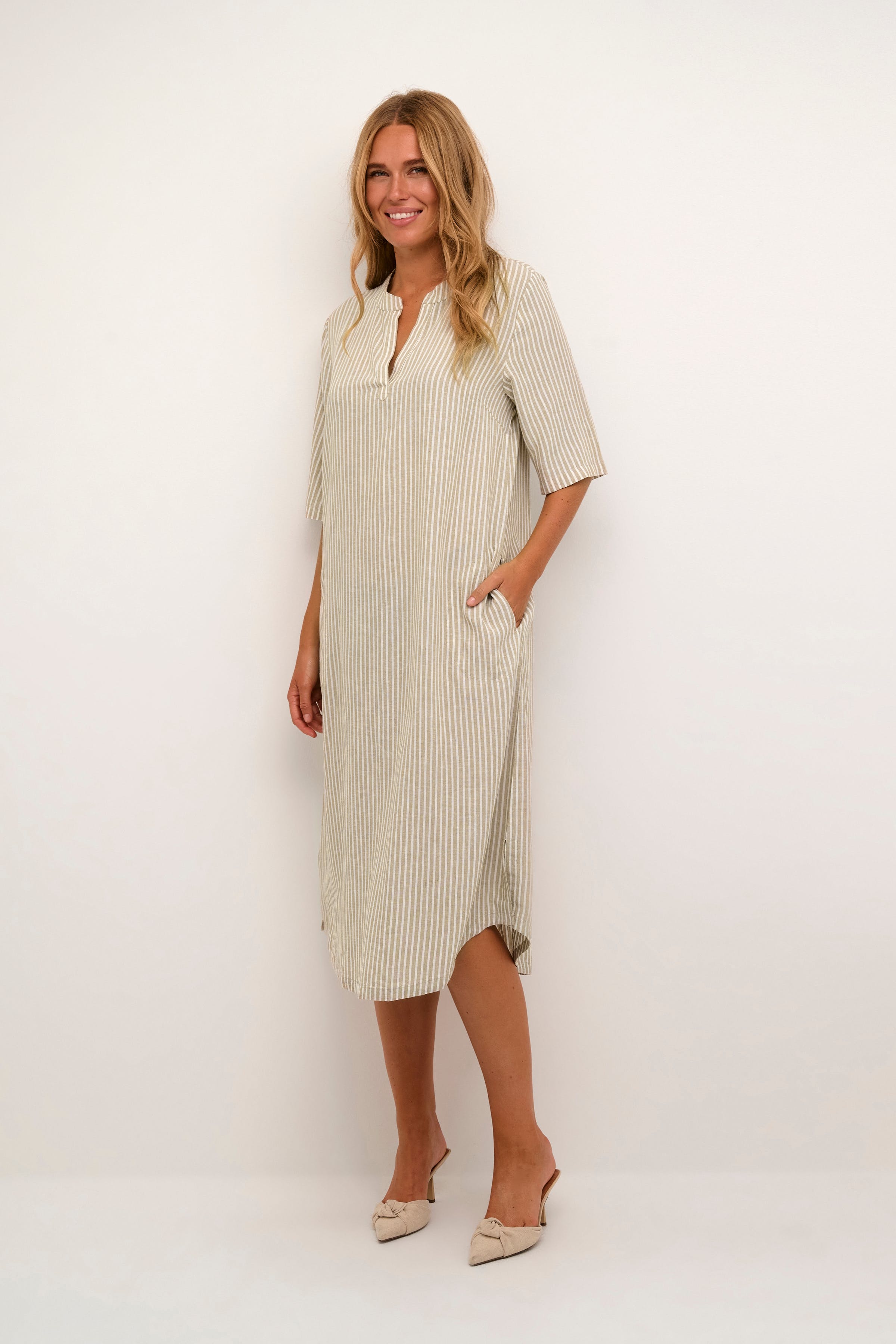 KAmilia Linen dress LOOKBOOK FRONT 10508312-105466