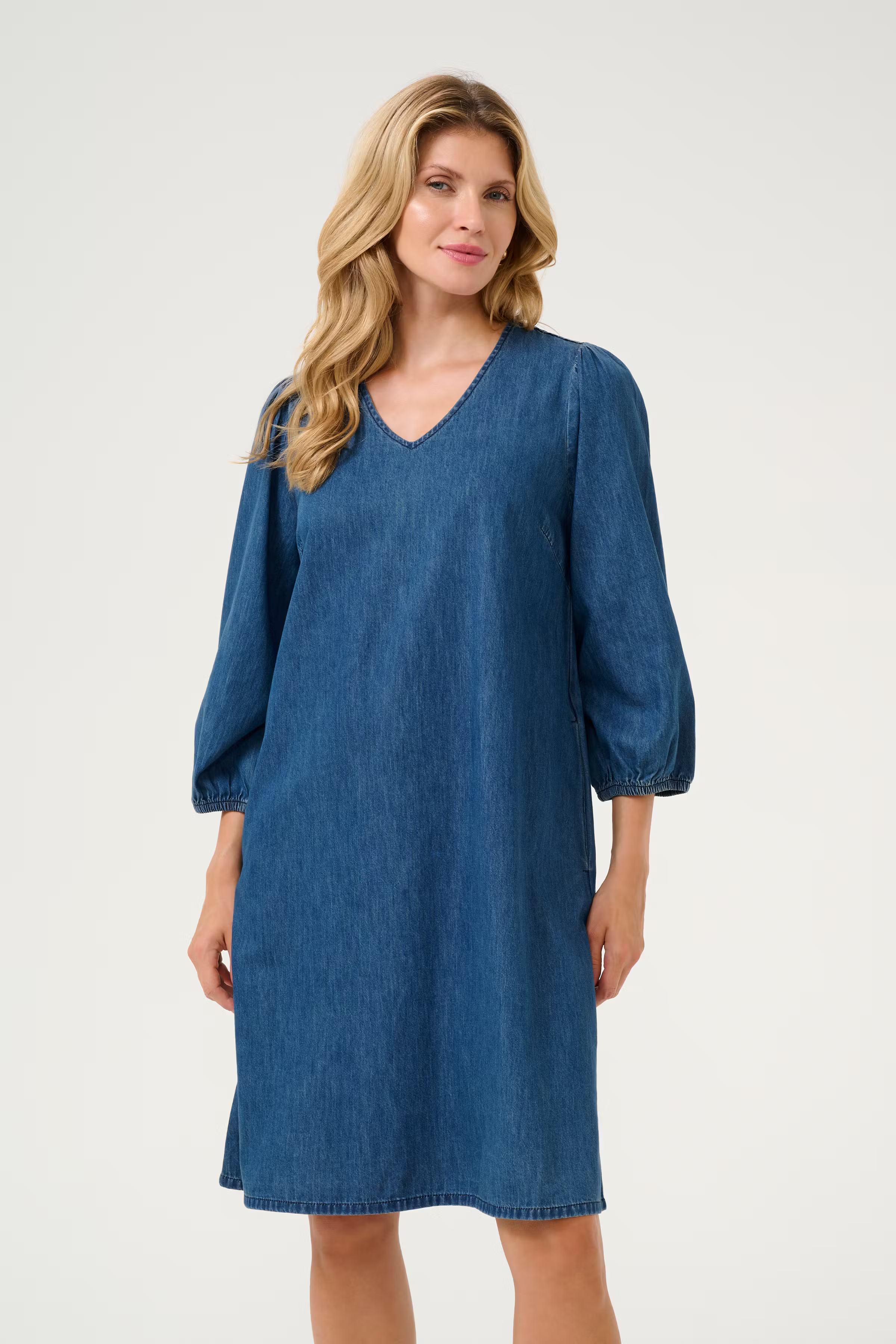 CUlivie Kjole LOOKBOOK FRONT 50111526-500029