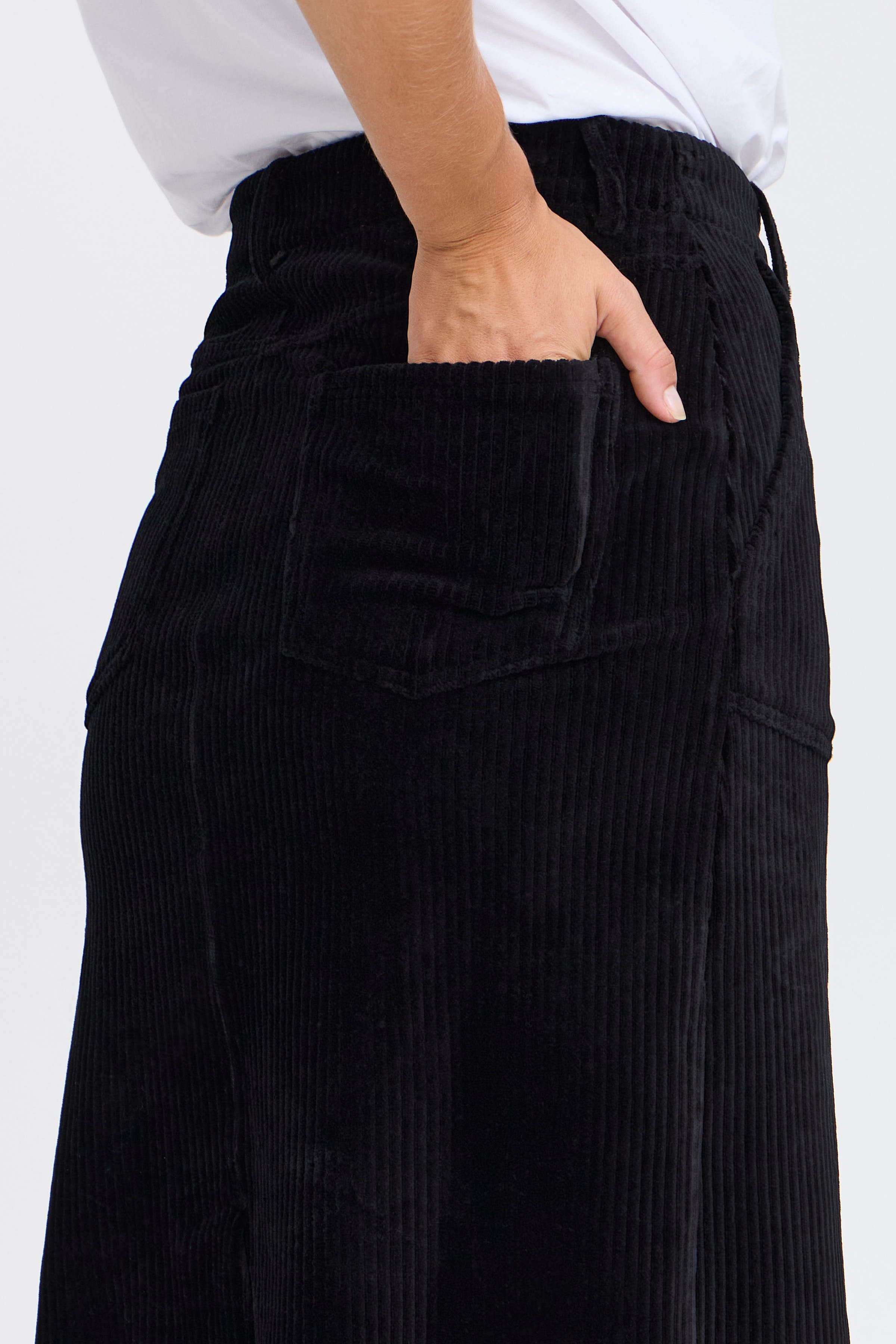 PZCAMILIA Rock LOOKBOOK DETAIL 50208929-193911