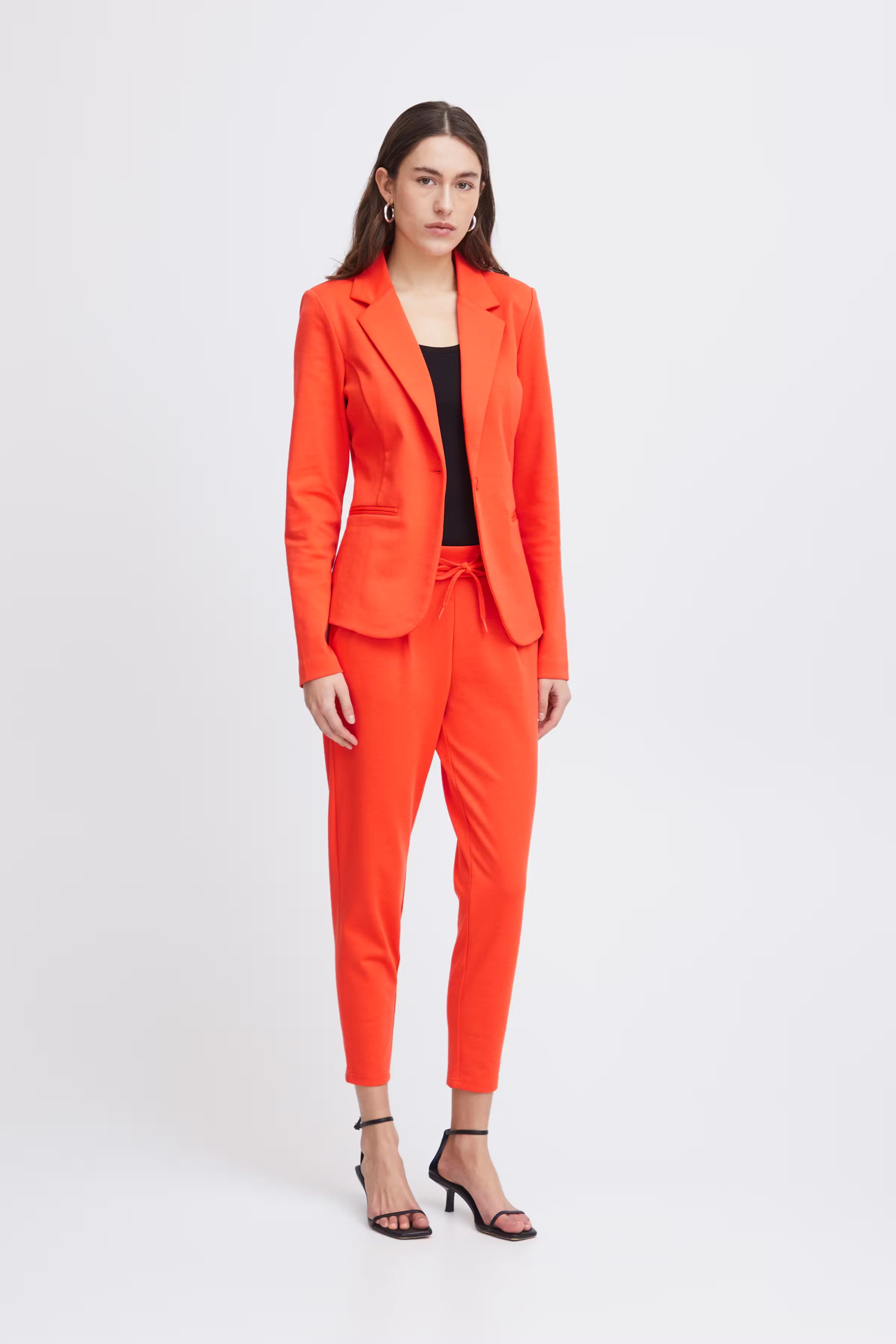 IHKATE Blazer LOOKBOOK FRONT 20101801-171558