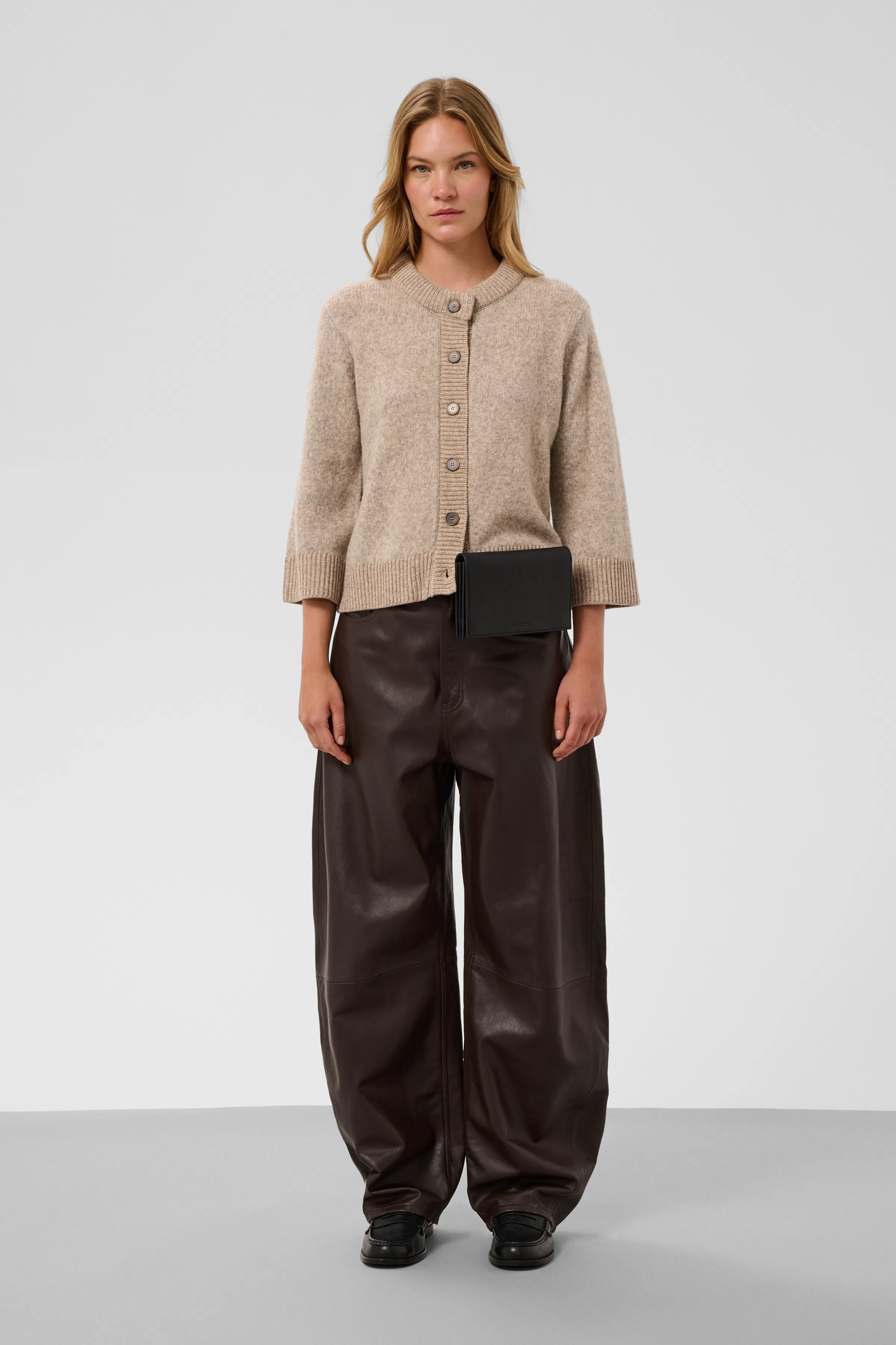 SLIdalia Cardigan LOOKBOOK FRONT 30409424-1811121