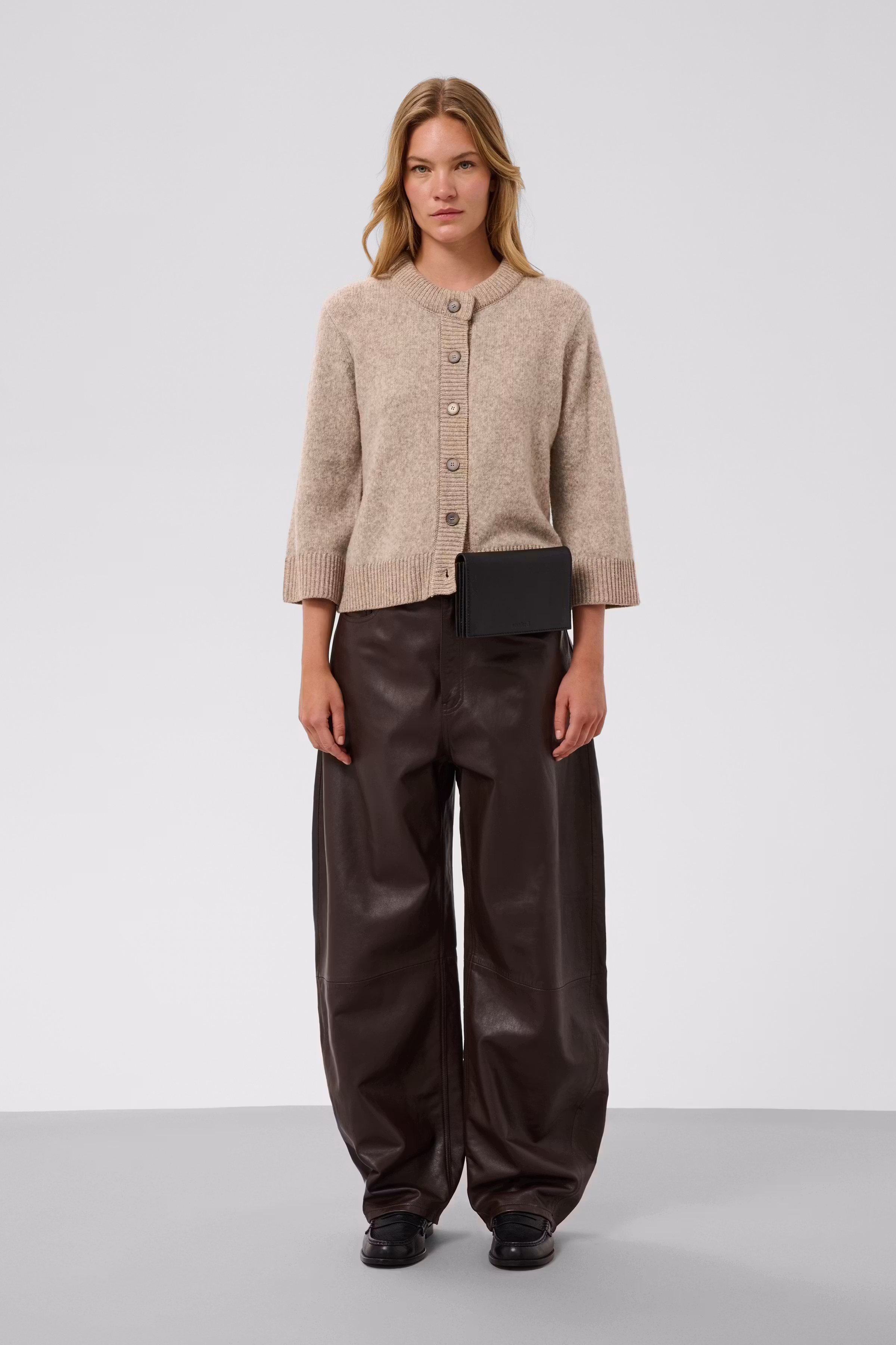 SLIdalia Cardigan LOOKBOOK FRONT 30409424-1811121