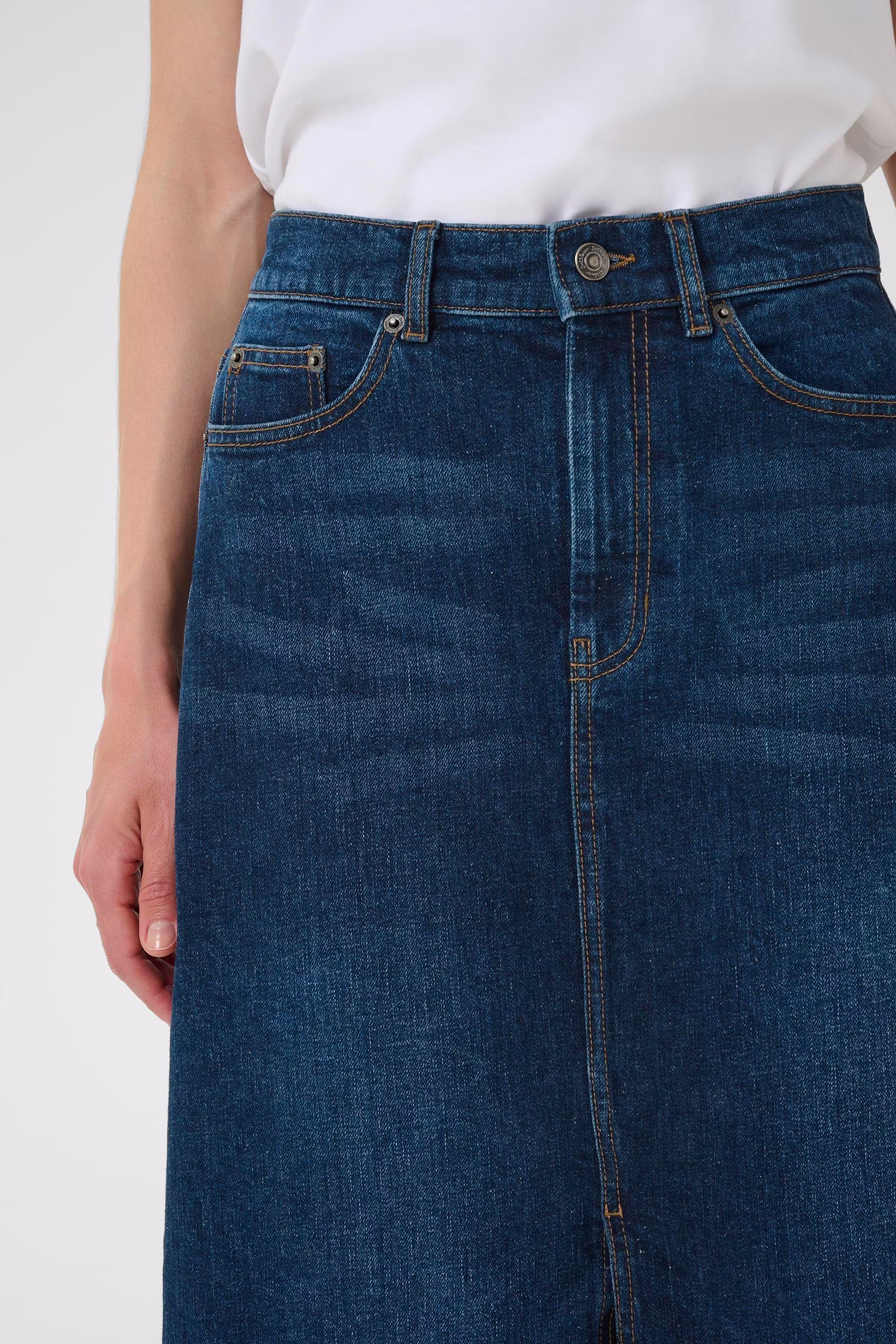 NanaIW Denim Rock LOOKBOOK DETAIL 30110972-304092