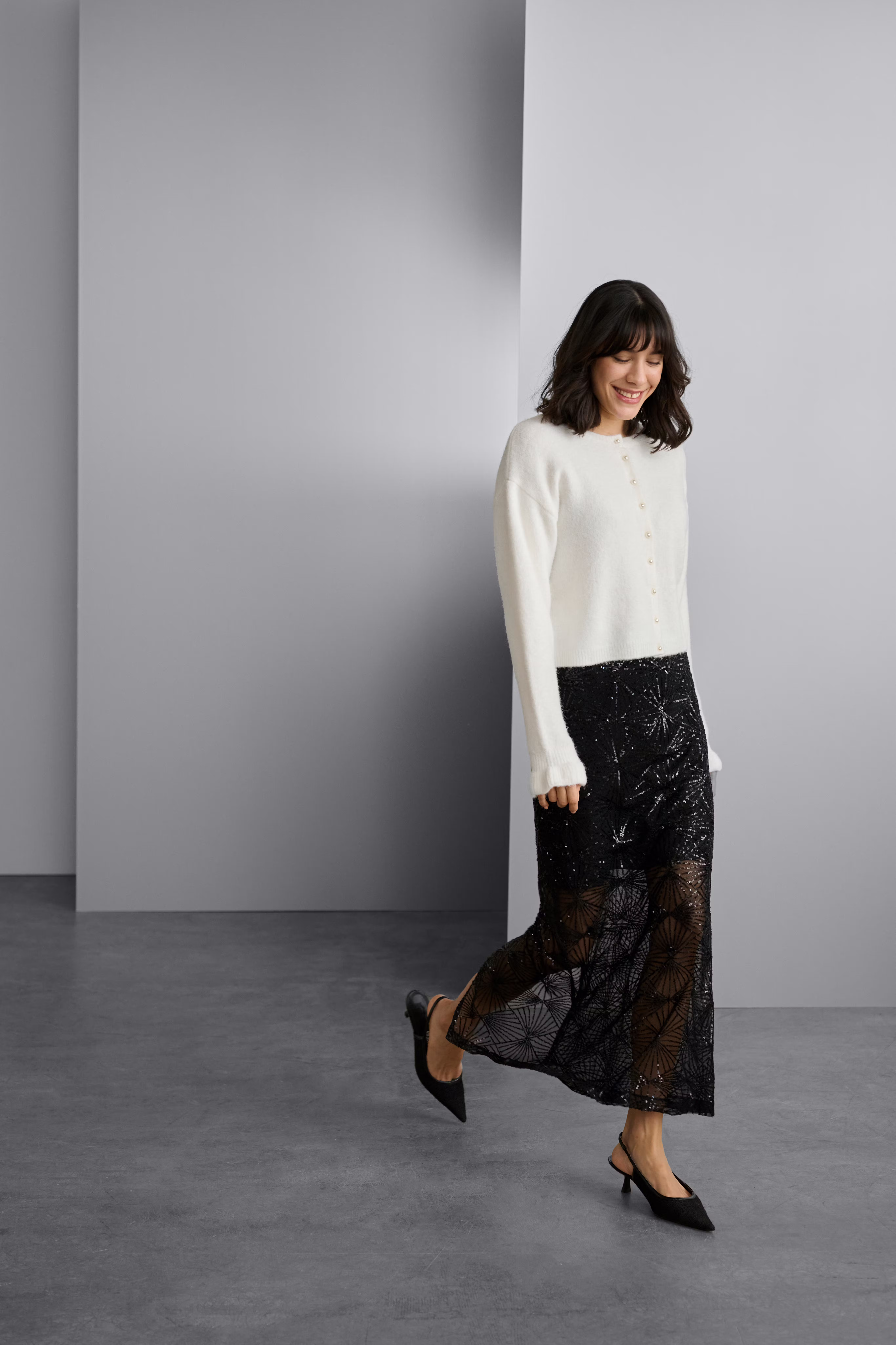 KAlinna Skirt LOCATION NONE 10510778-100121