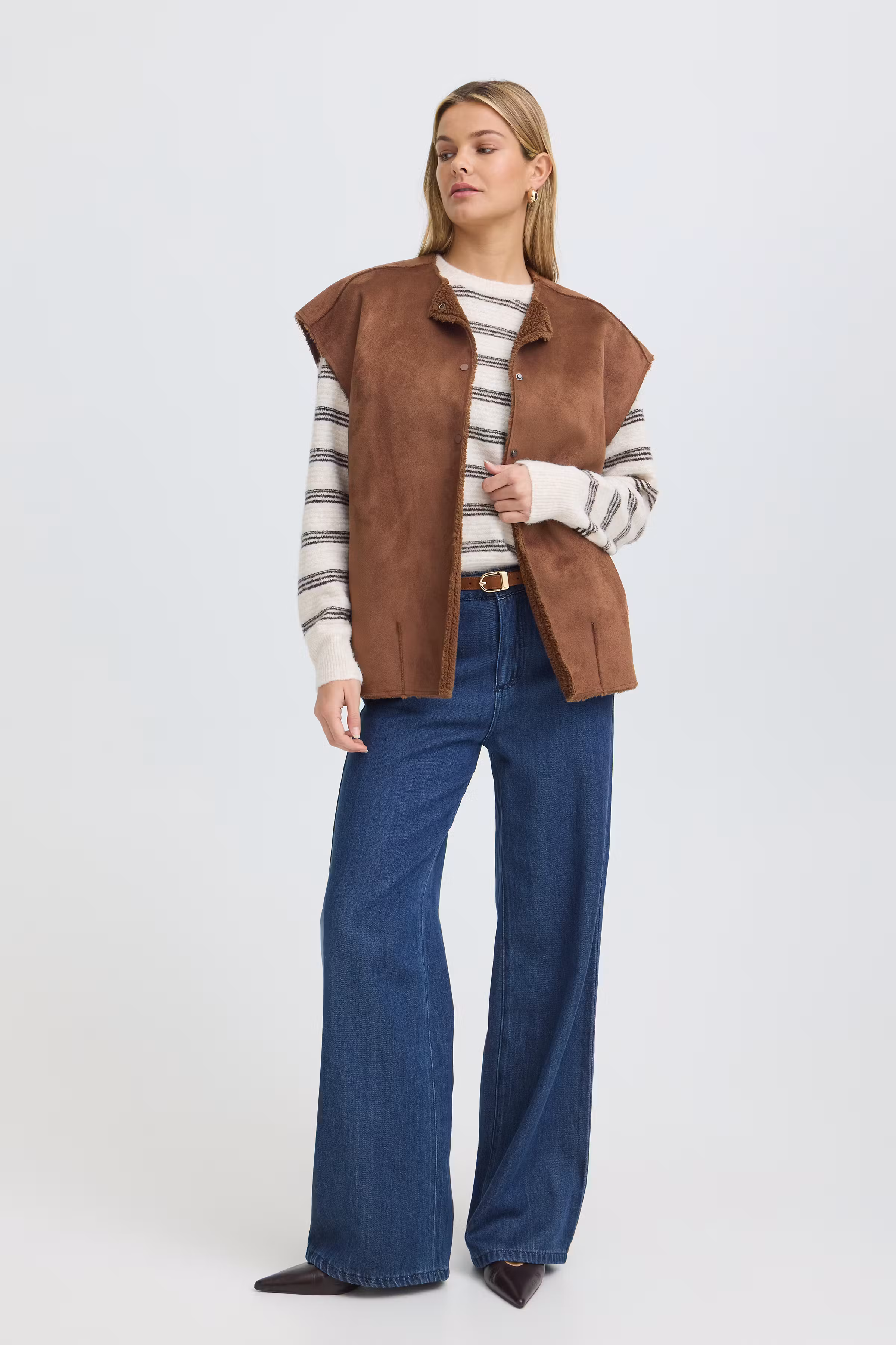 FRALIZZA Vest LOOKBOOK FRONT 20618151-190916