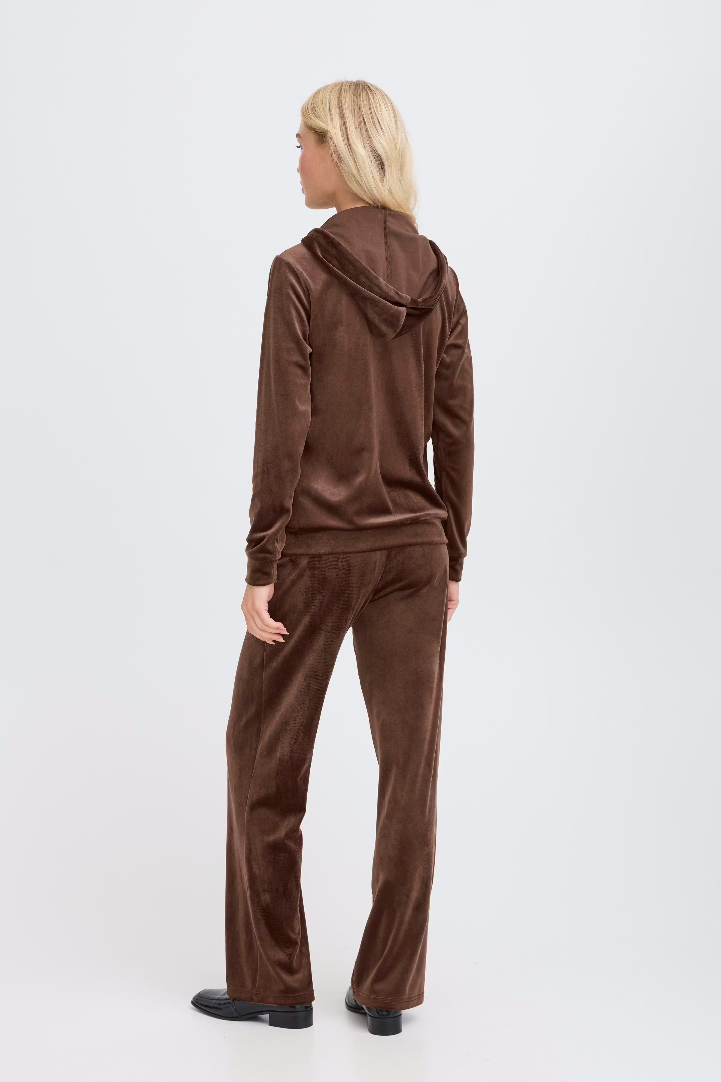 BYMITZA Joggedrakt LOOKBOOK BACK 20810786-191419