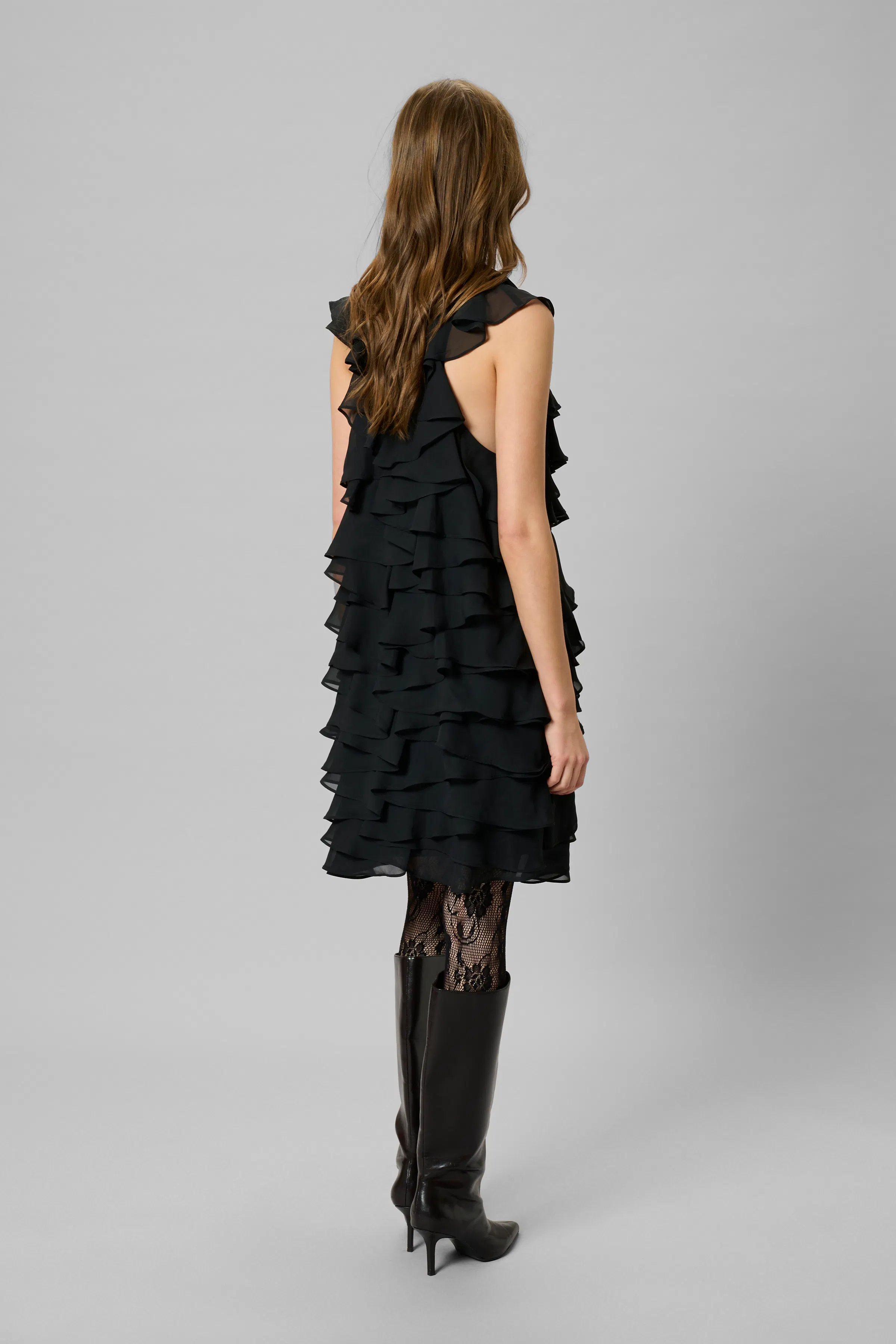 MWEiko Dress LOOKBOOK BACK 10705402-100031