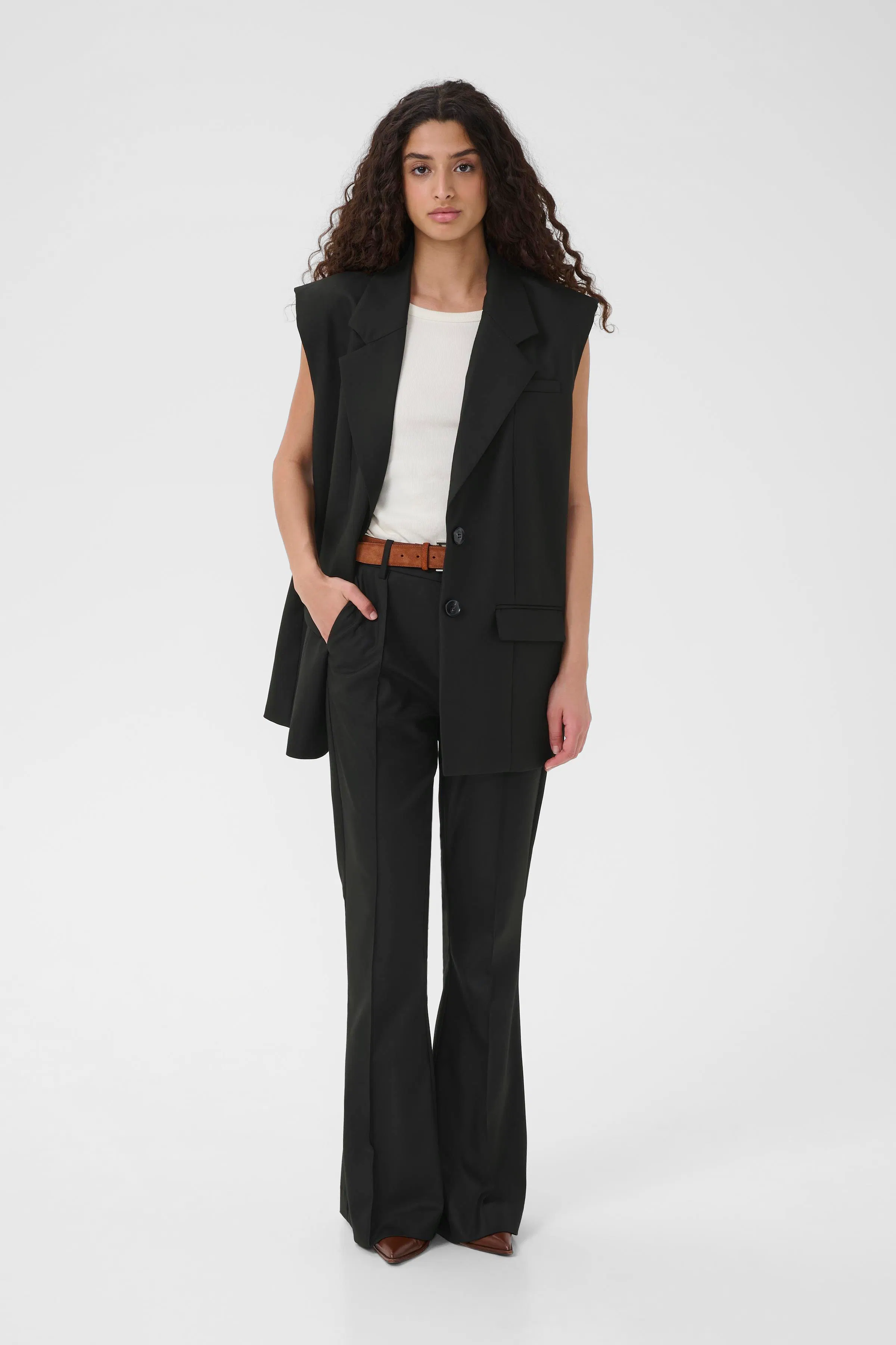 GZpaula Vest LOOKBOOK FRONT 10910913-100017