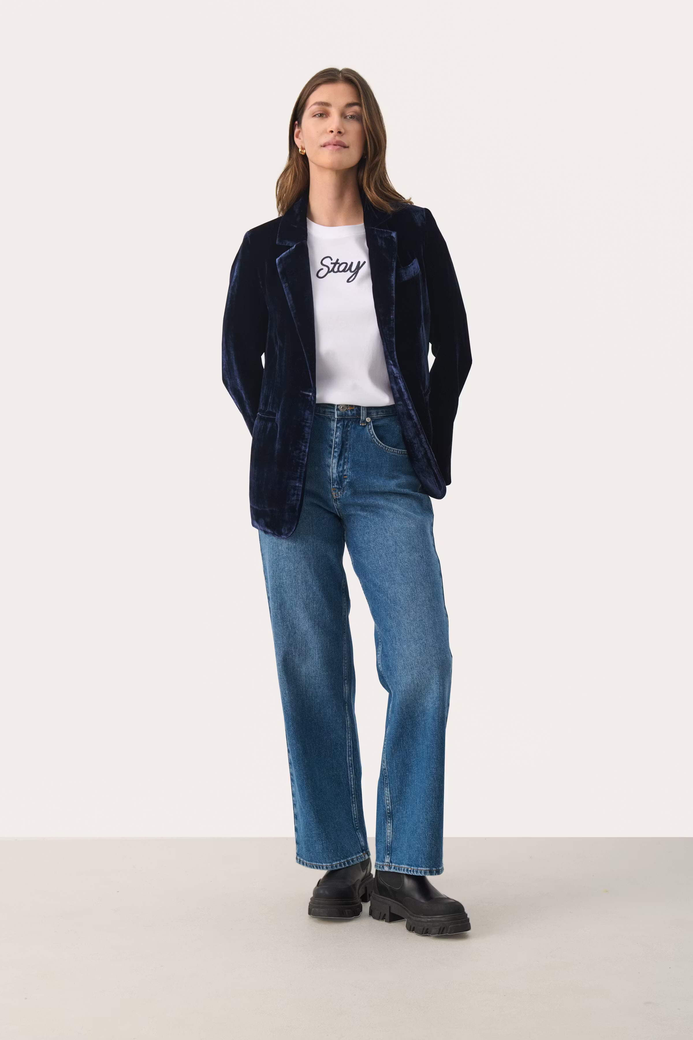 LorettaPW Fløyel Blazer LOOKBOOK FRONT 30308865-193923