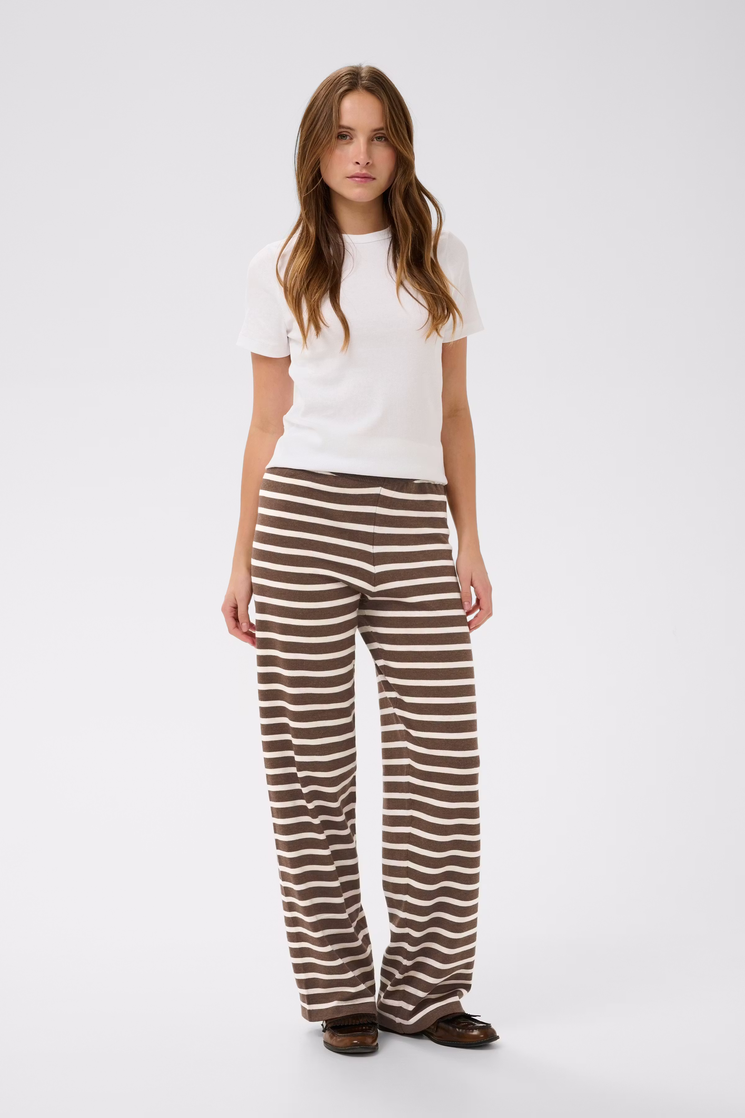 MilaSZ Byxor LOOKBOOK FRONT 30513549-304261