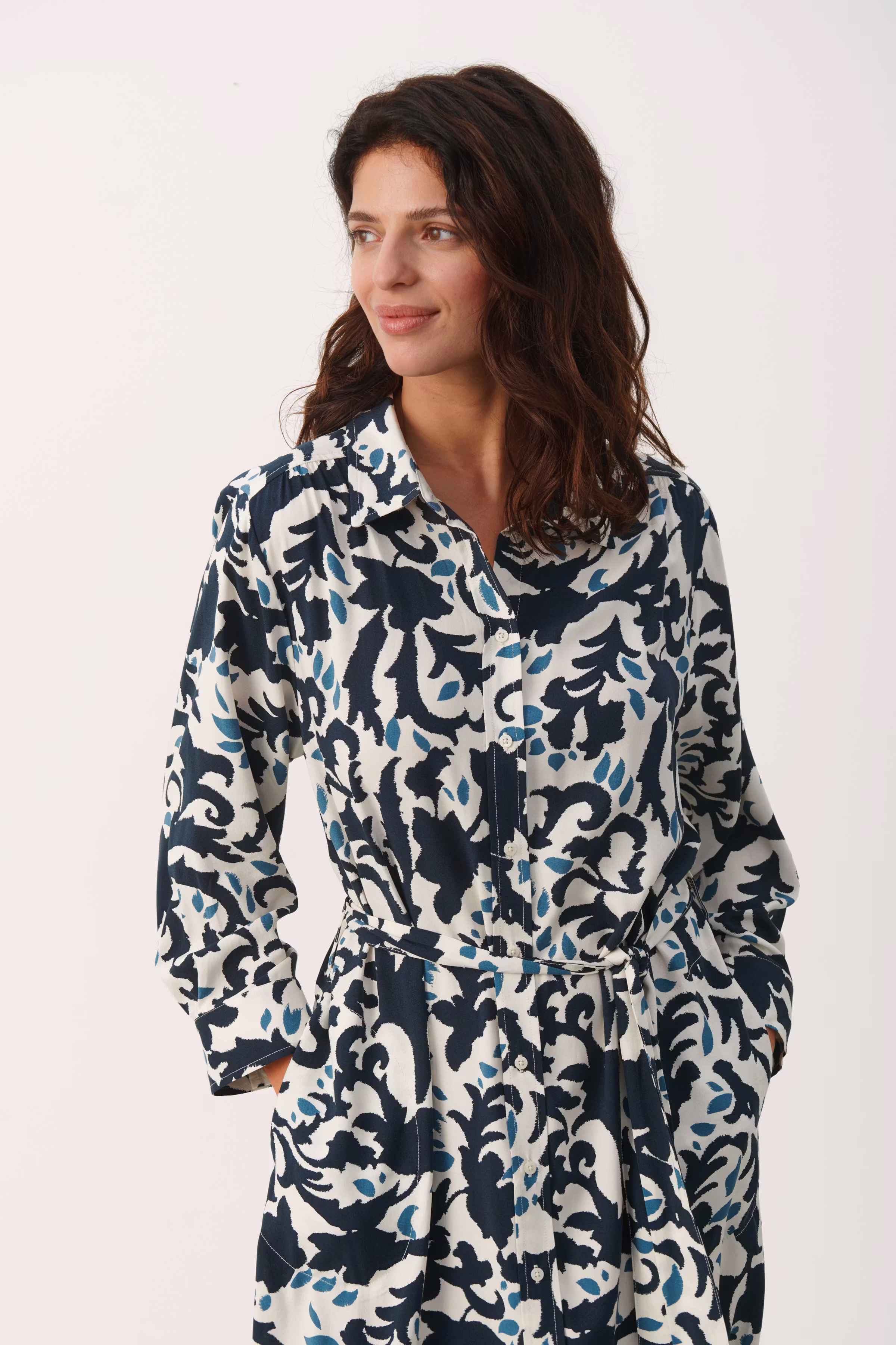 BintiPW Kjole LOOKBOOK FRONT 30308216-302253