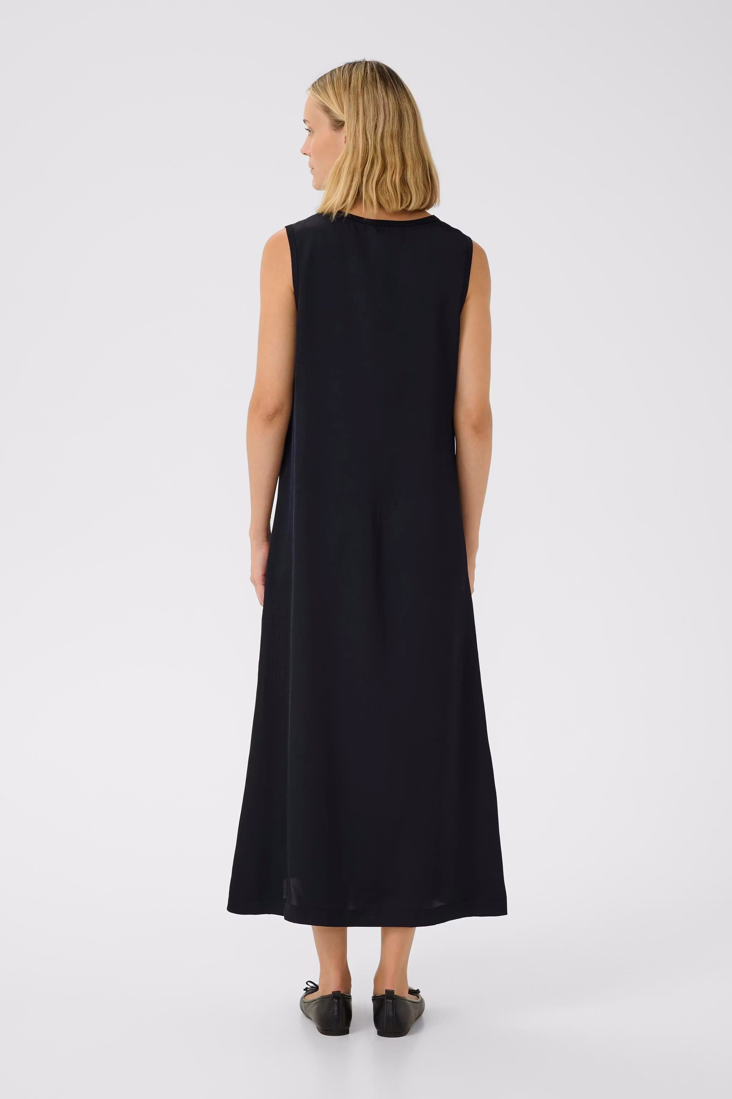 SantinaPW Kleid LOOKBOOK BACK 30309968-194013