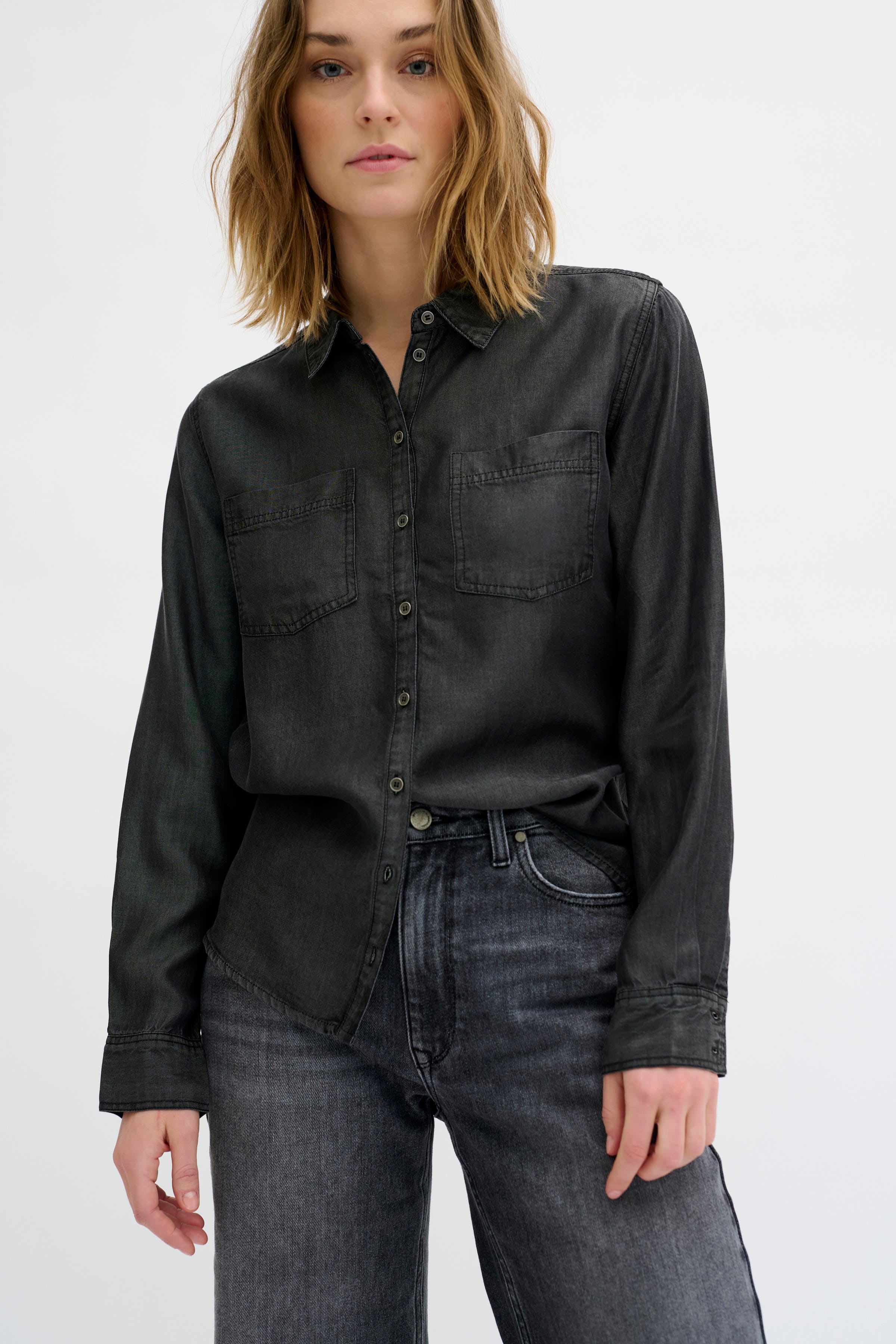 15 THE DENIM SHIRT LOOKBOOK DETAIL 10703595-100634
