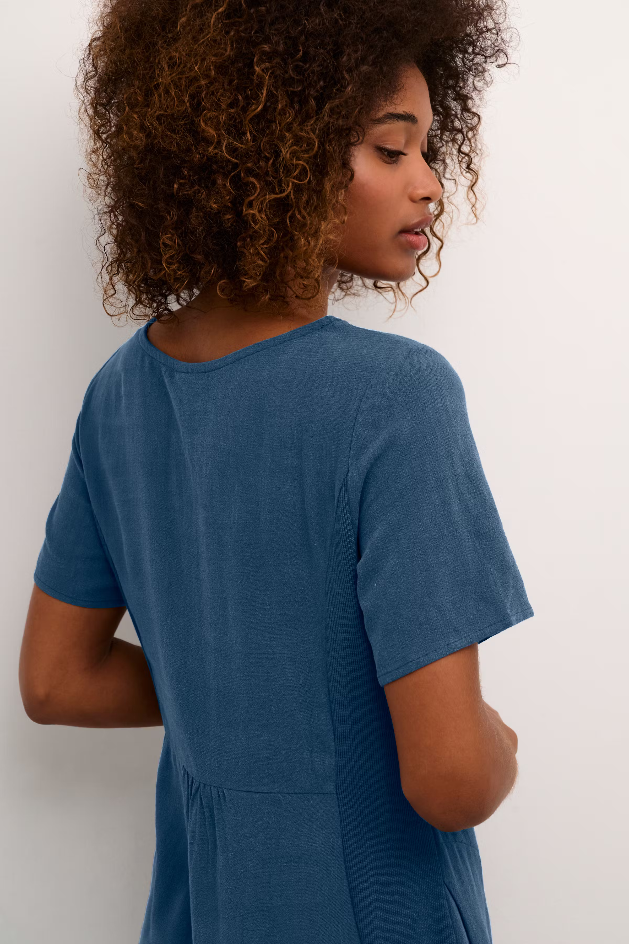 KAliny Lin Kjole LOOKBOOK DETAIL 10505731-194128