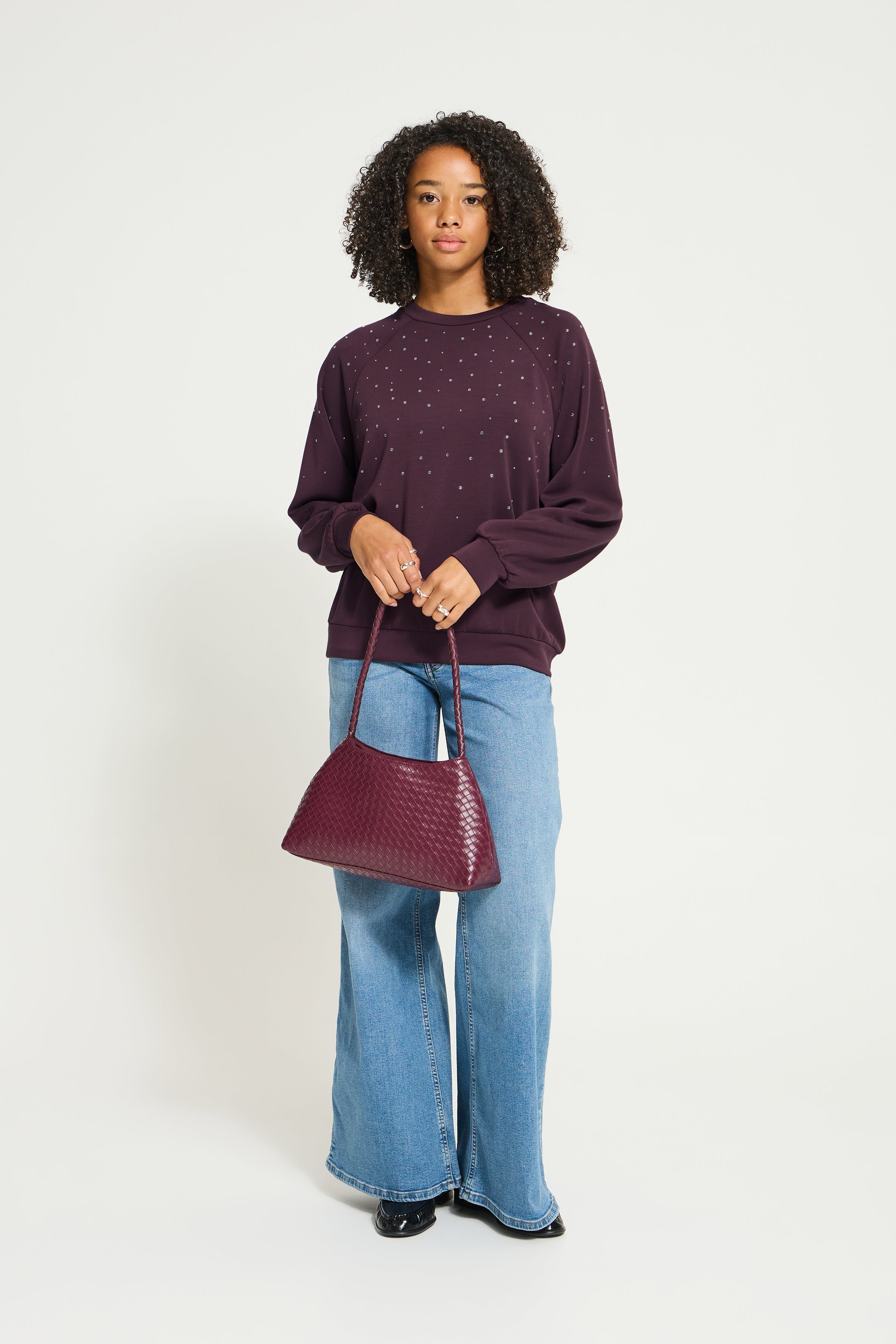 IHAMIAS Sweatshirt LOOKBOOK FRONT 20127122-191619