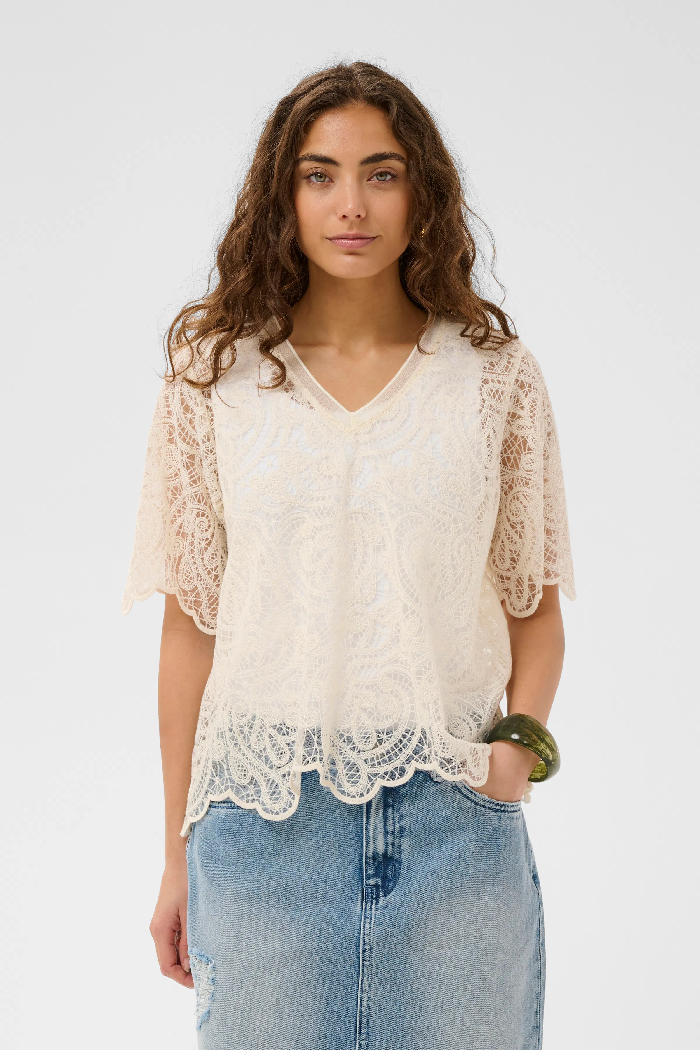 CUjuko Blondebluse LOOKBOOK FRONT 50113109-120304