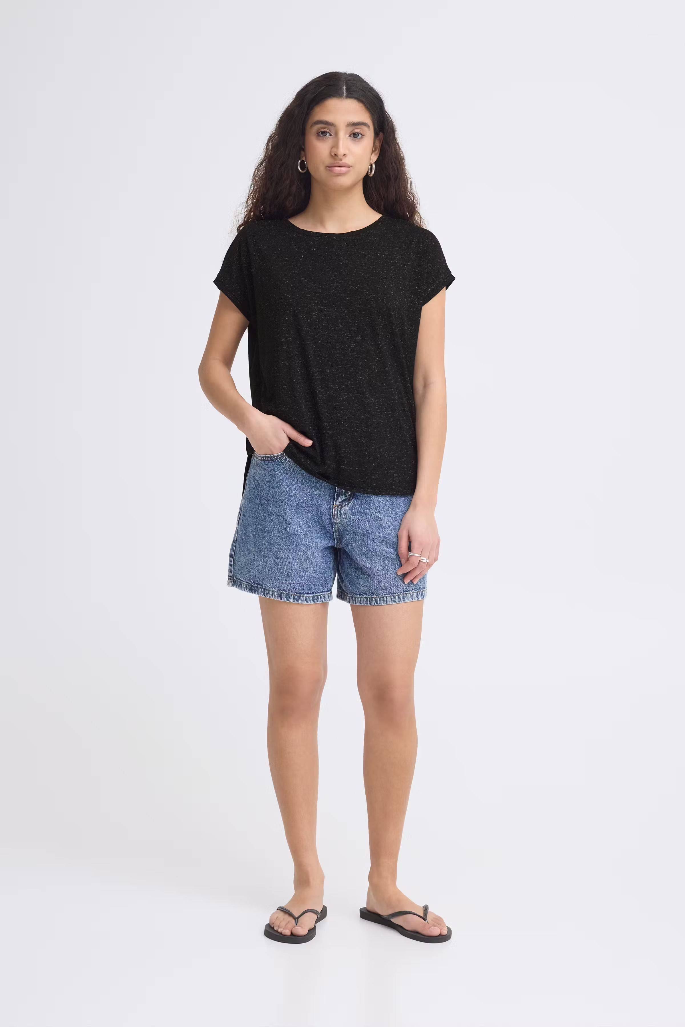 IHREBEL T-shirt LOOKBOOK FRONT 20109945-194008