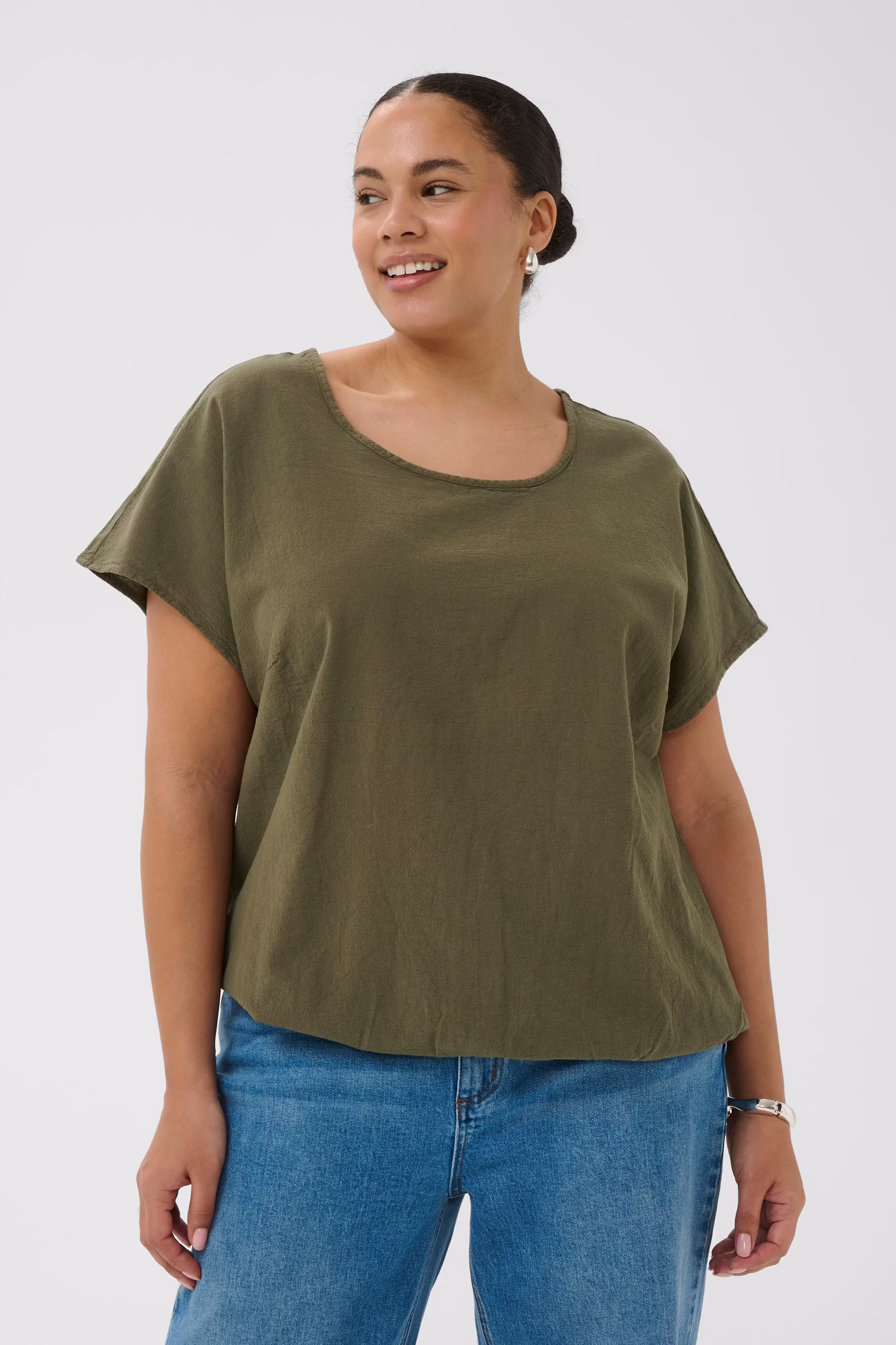 KCnana Bluse LOOKBOOK FRONT 10583965-190511