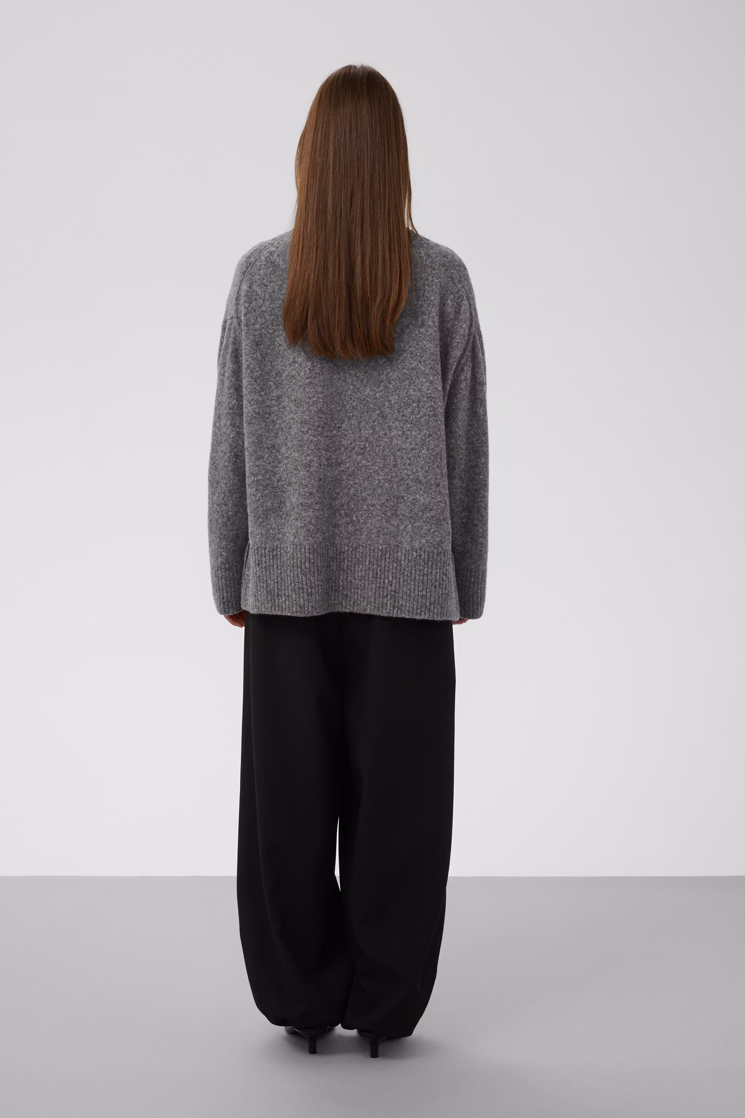 SLBean Pullover LOOKBOOK BACK 30409768-303161