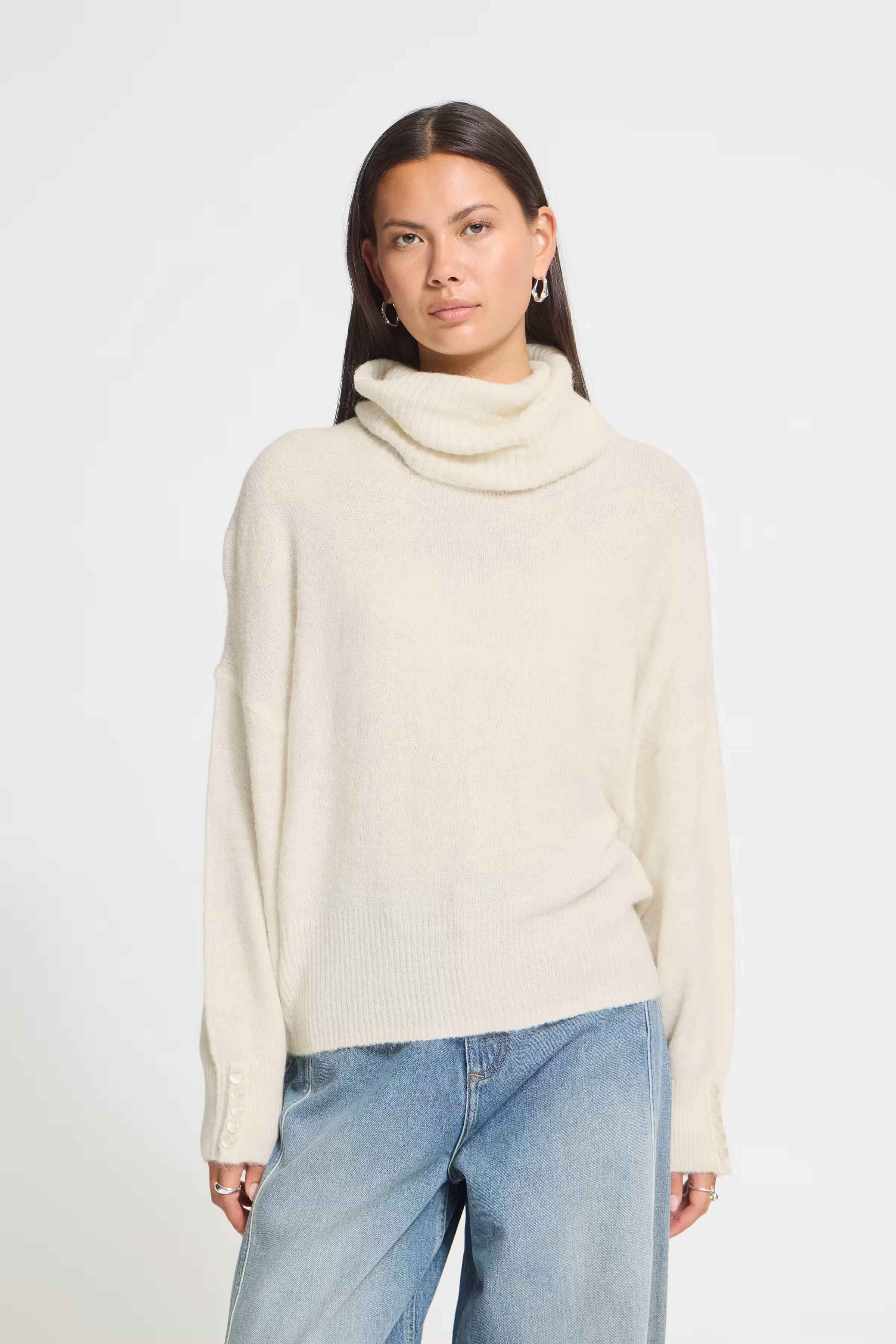 IHKAMARA Pullover LOOKBOOK FRONT 20121996-114201